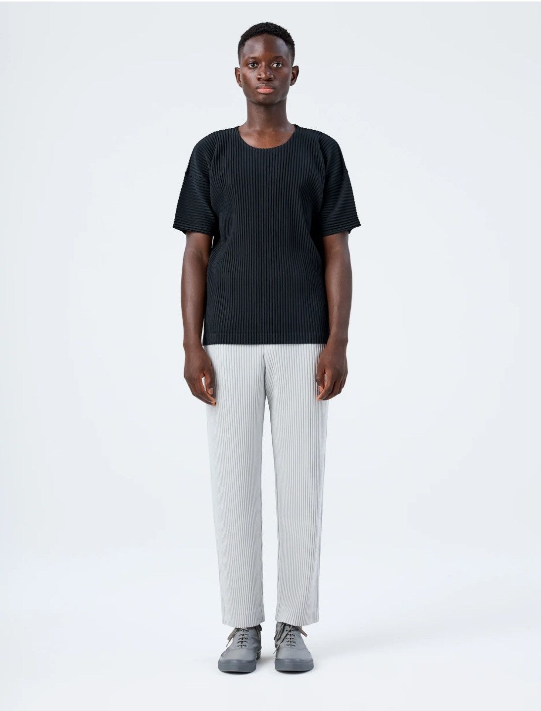 Issey Miyake ISSEY MIYAKE HOMME PLISSÉ 2022 SS Tapered Pants Size US 30 / EU 46 - 2 Thumbnail