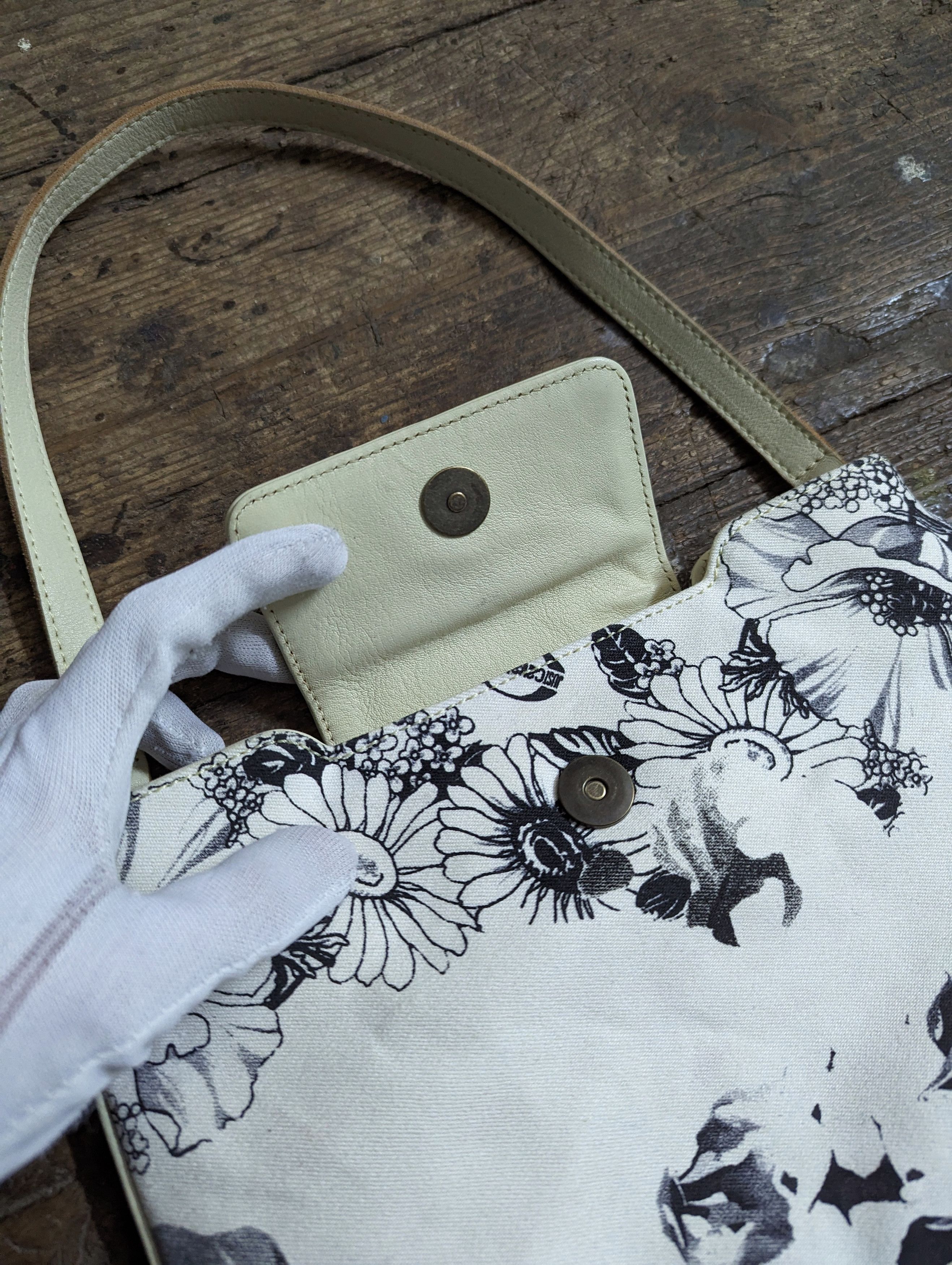Just Cavalli 00s Just Cavalli Floral Pattern Clutch Mini Bag Size ONE SIZE - 3 Thumbnail