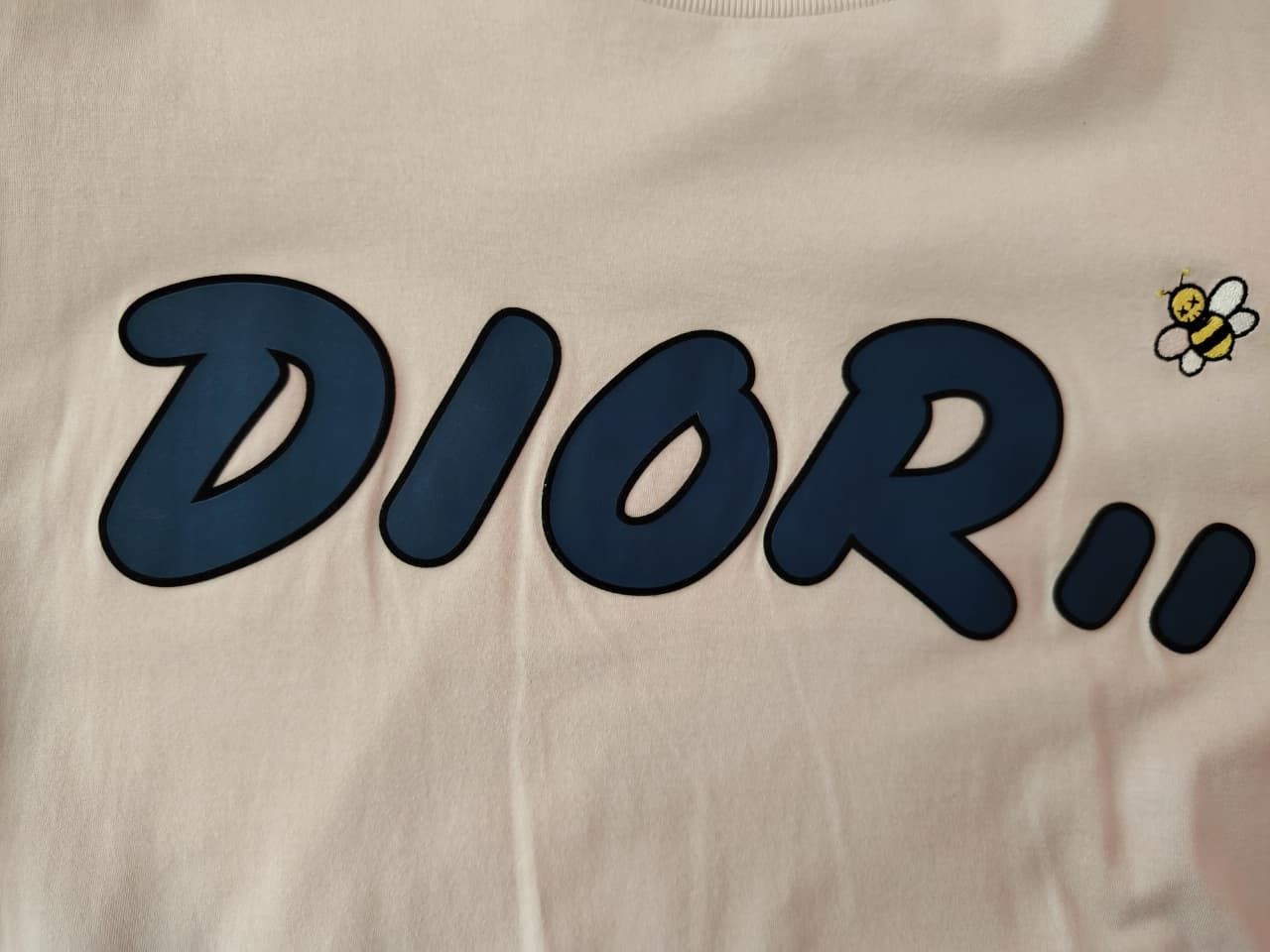 Dior × Kaws Dior x KAWS Pink Logo Bee Size US M / EU 48-50 / 2 - 3 Thumbnail