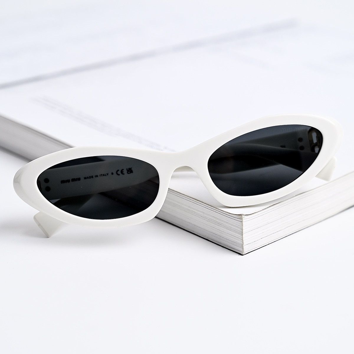 Miu Miu MIU MIU 0MU 09YS SUNGLASSES Size ONE SIZE - 9 Thumbnail