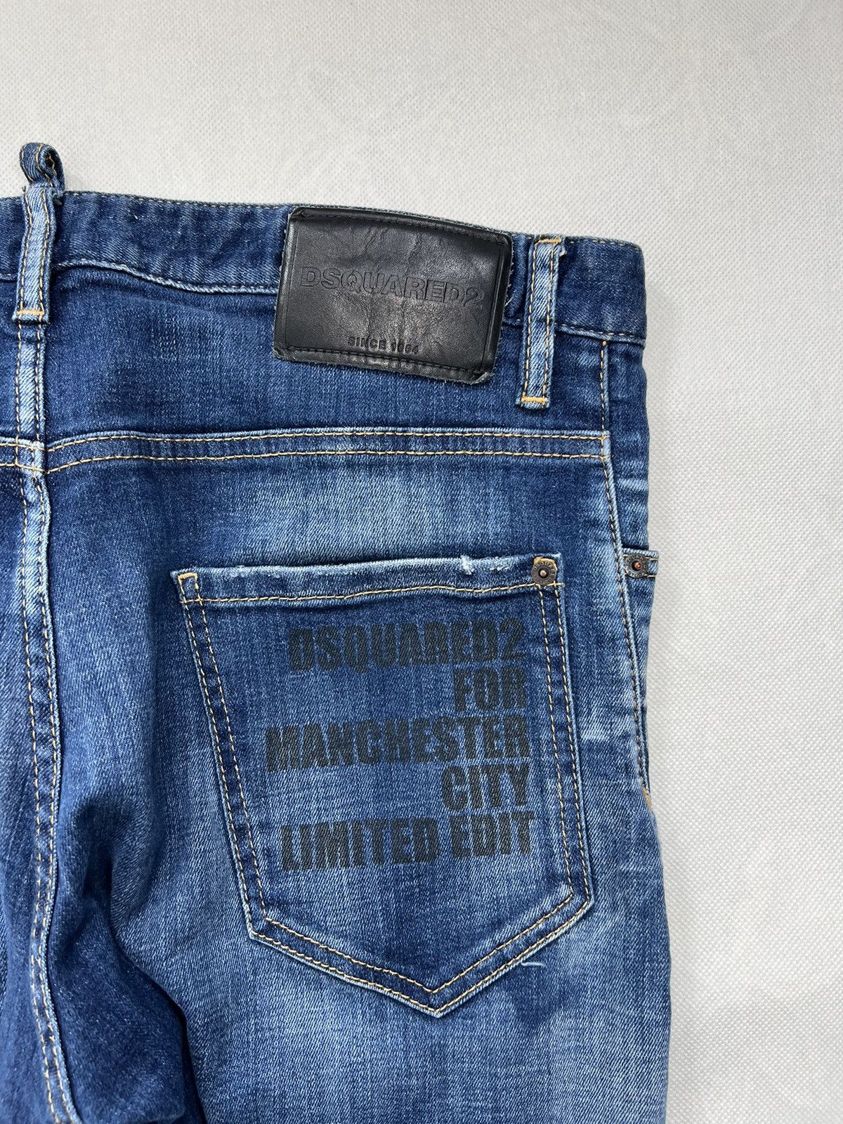 Dsquared2 Pants Dsquared2 x Manchester City Limited Edition Denim Size US 34 / EU 50 - 2 Thumbnail