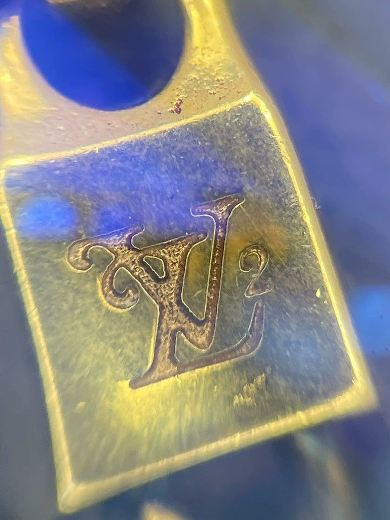 Louis Vuitton Louis Vuitton Nigo logo necklace Size ONE SIZE - 8 Thumbnail