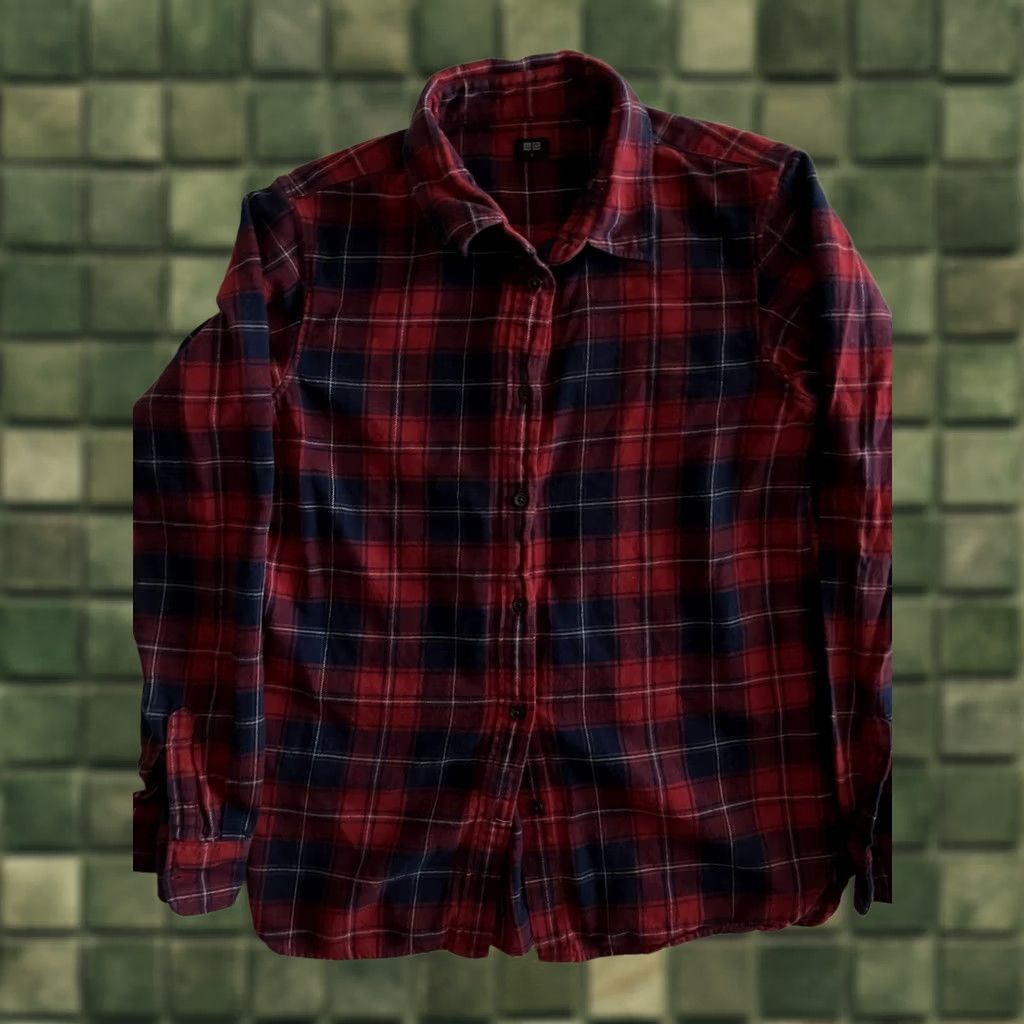 Uniqlo Uniqlo Button-Up Shirt Women S Multicolor Plaid Flannel Long Sleeve Pocketed Size S / US 4 / IT 40 - 1 Thumbnail