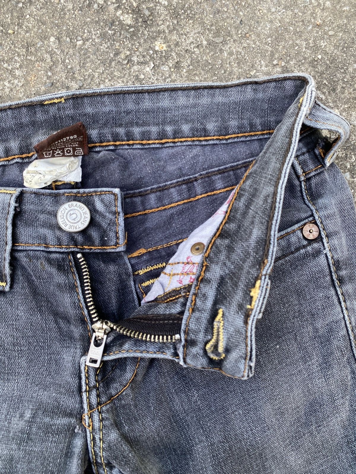 Japanese Brand × Le Grande Bleu (L.G.B.) × True Religion True Religion Flare Distressed Denim Size 26" / US 2 / IT 38 - 20 Thumbnail