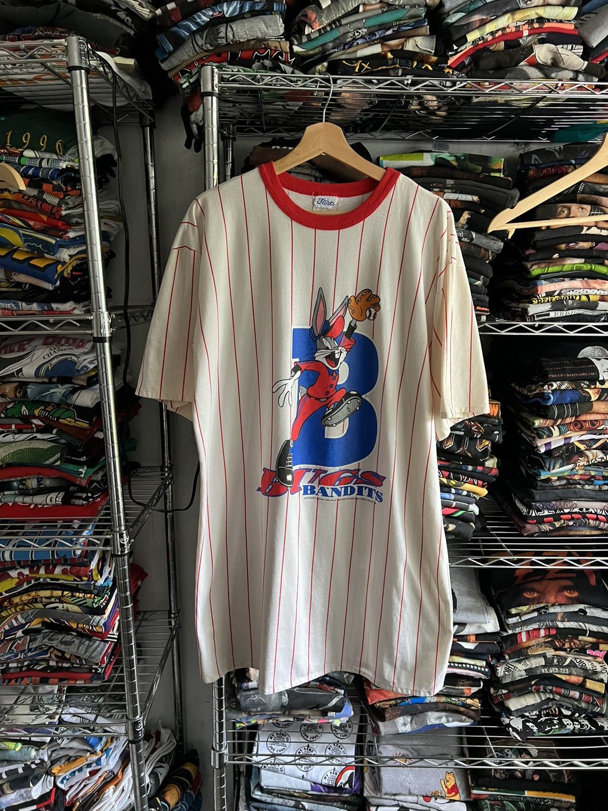 Warner Bros 1994 Bugs Bunny Bandits Looney Tunes MLB Tee Size US XXL / EU 58 / 5 - 1 Thumbnail