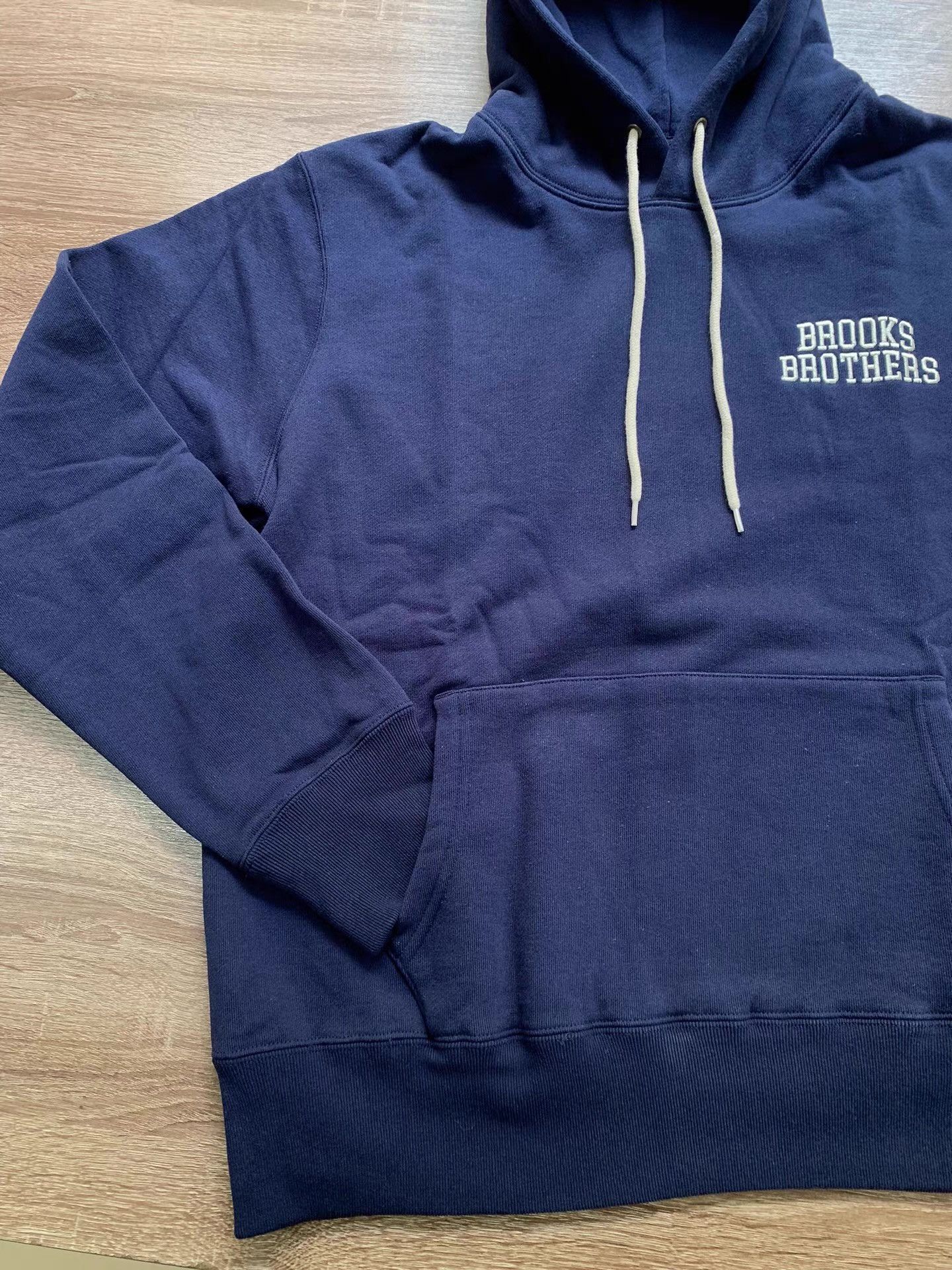 Brooks Brothers Brooks Brothers Terry Cloth Logo Pullover Hoodie Ｑ22 Size US M / EU 48-50 / 2 - 2 Thumbnail