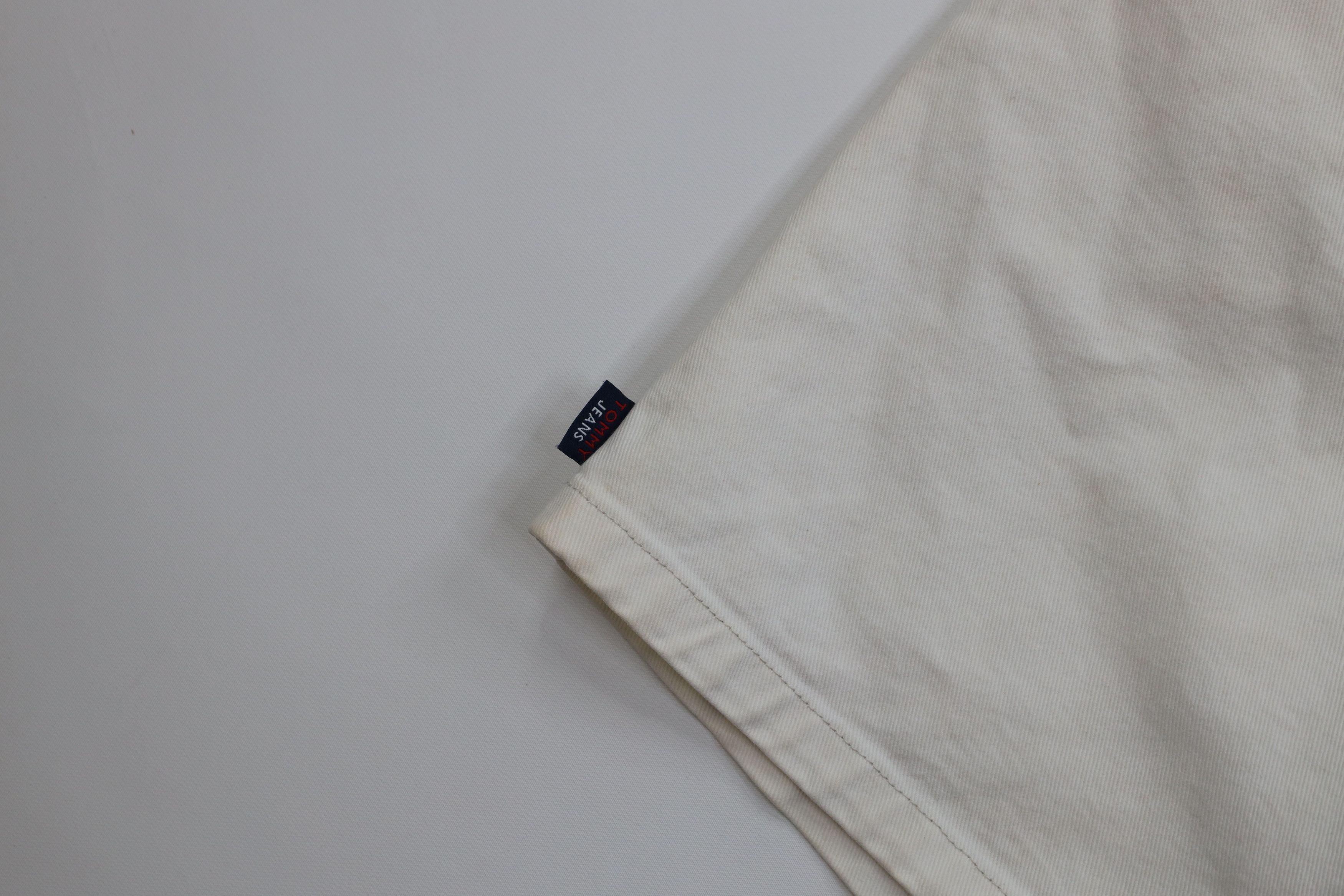 Tommy Hilfiger Vintage 90s Tommy Hilfiger Denim Jean Shorts White Cotton Size US 32 / EU 48 - 5 Thumbnail