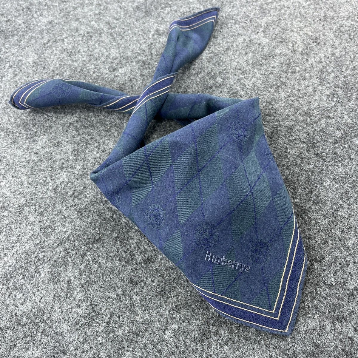 Burberry Burberry Handkerchief / Bandana / Neckerchief B403 Size ONE SIZE - 9 Thumbnail