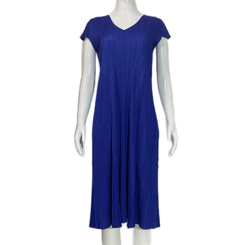 Issey Miyake Issey Miyake size:3 Blue pleated dress Size XS / US 0-2 / IT 36-38 - 1 Thumbnail