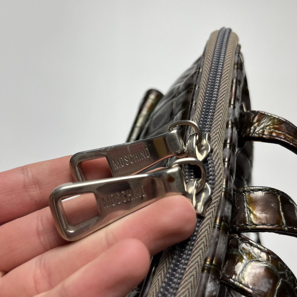 Moschino Rare Moschino Y2K Croc Embossed Mini Backpack Patent Leather Size ONE SIZE - 12 Thumbnail