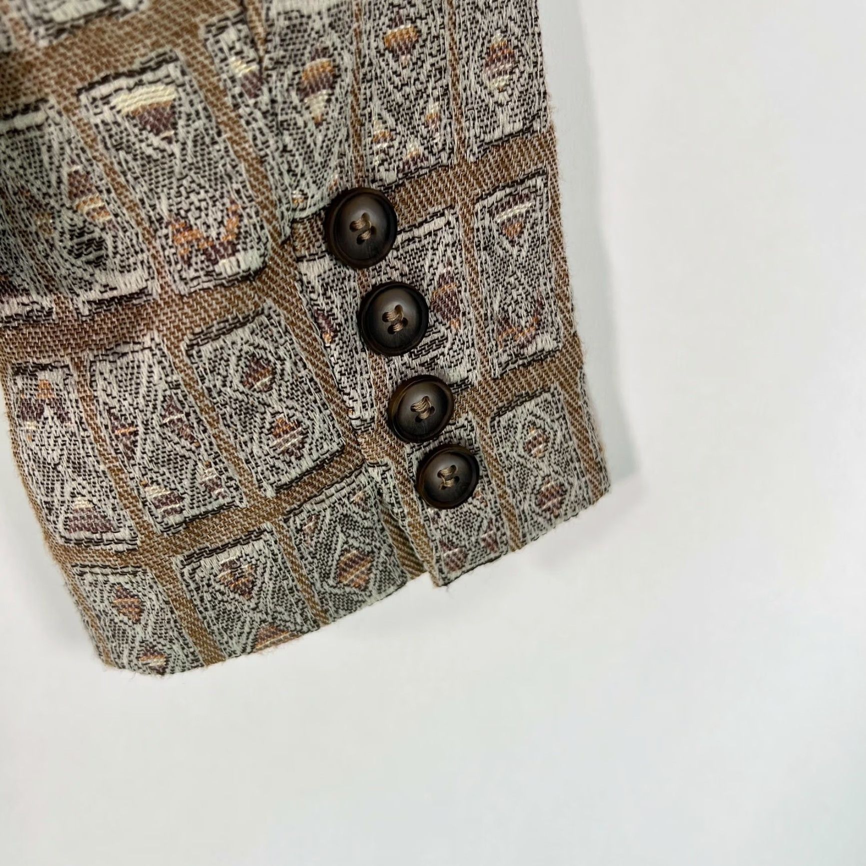 Jones New York Jones New York Womens Blazer Jacket Multicolor Plaid Sz 6 Long Sleeve Notch Collar Single-Breasted Professional Casual Classic Suit Jacket Mujeres? Size M / US 6-8 / IT 42-44 - 5 Thumbnail