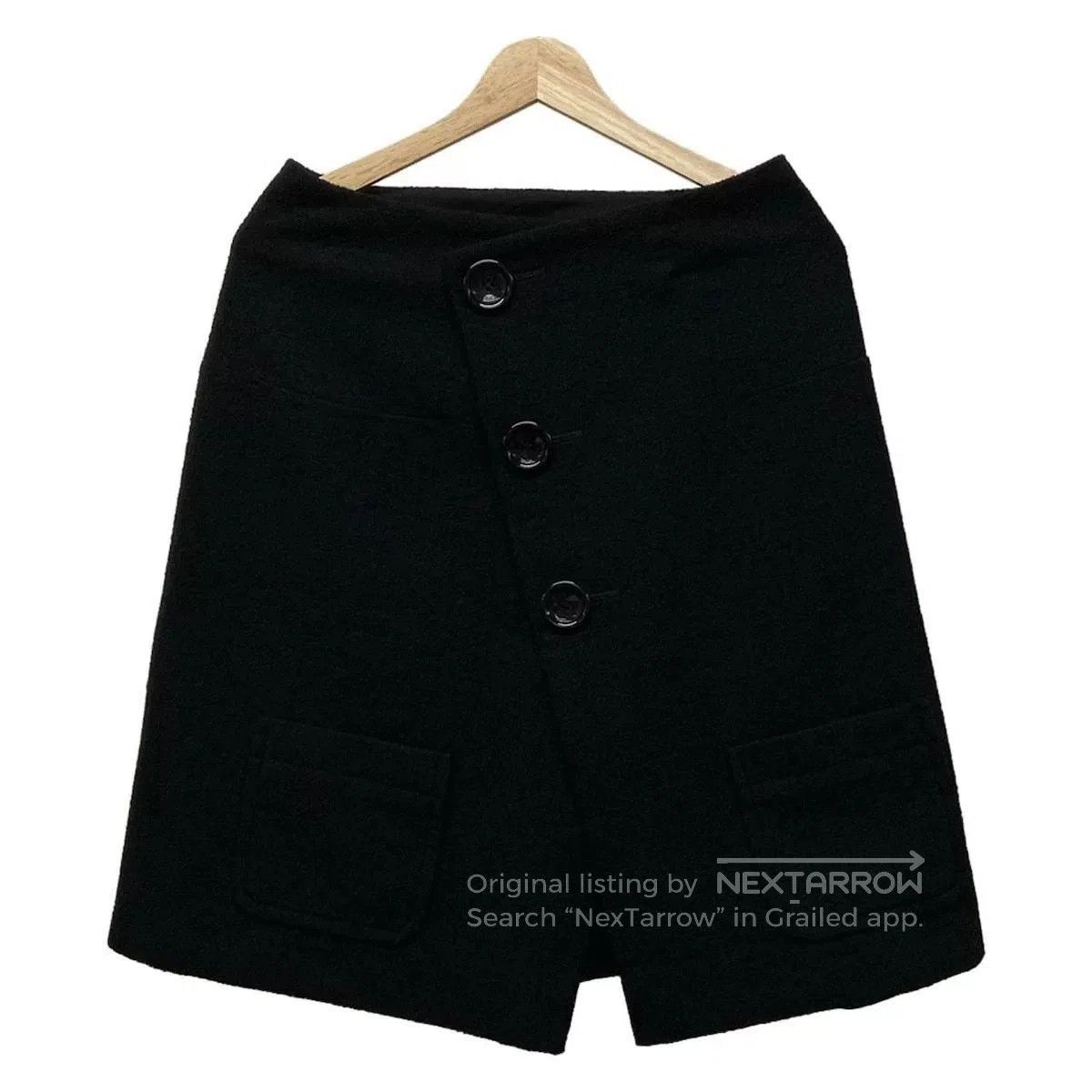 Comme des Garcons COMME des GARÇONS Women's Black Tricot Cape. Size M / US 6-8 / IT 42-44 - 1 Thumbnail