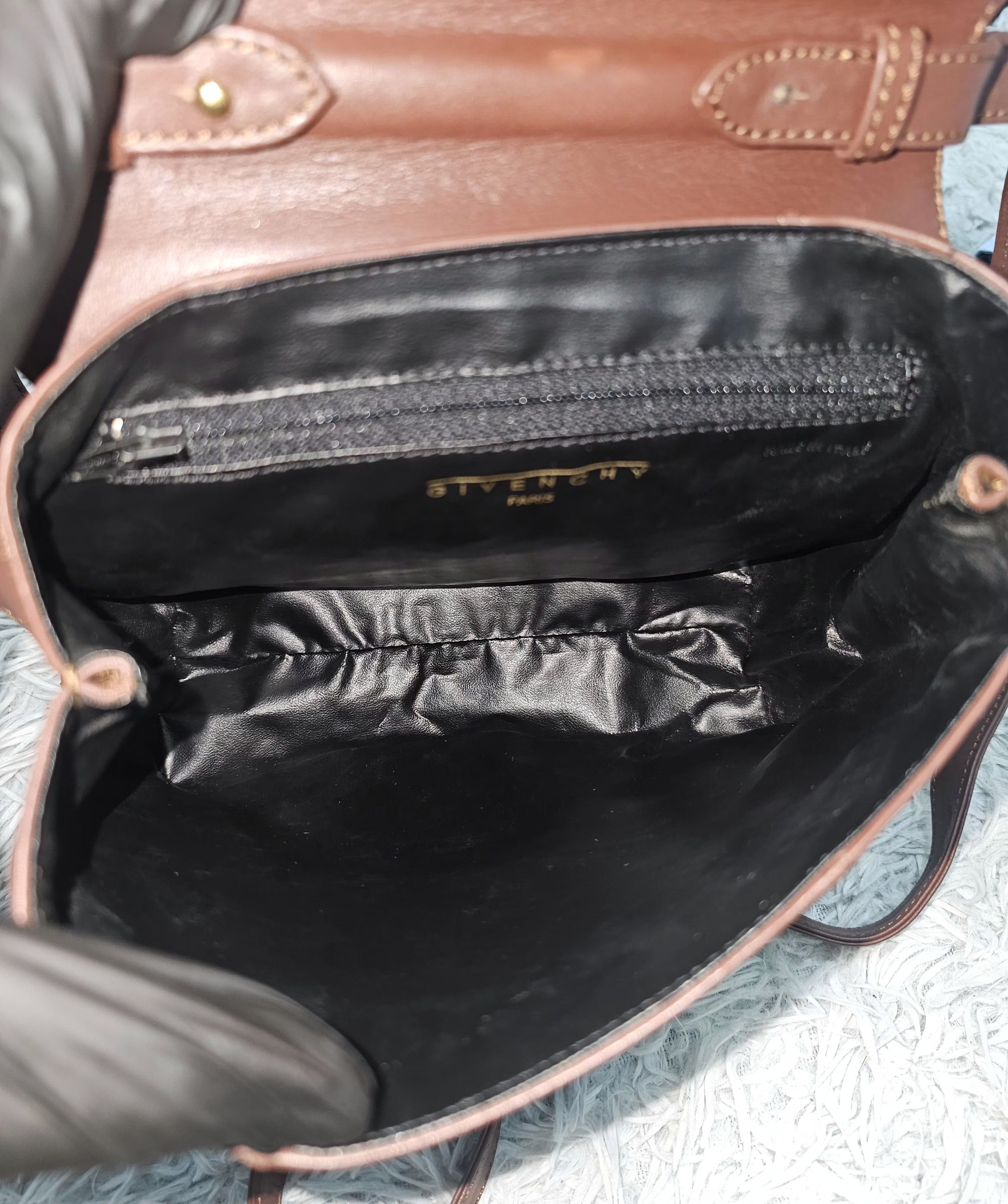 Givenchy Vintage Givenchy Studded GHW Leather Crossbody Bag Size ONE SIZE - 8 Thumbnail