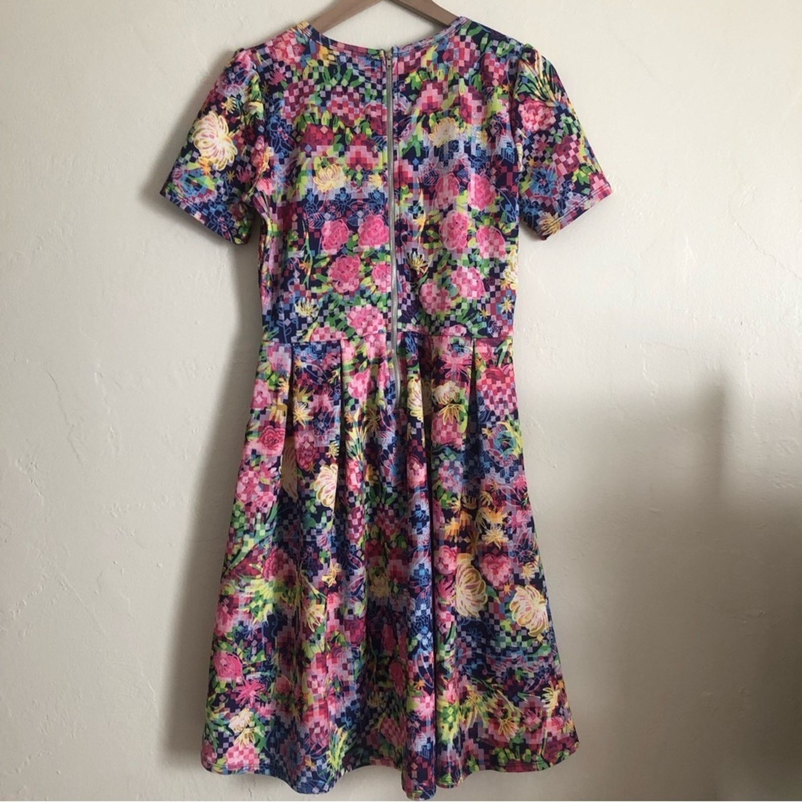 Other LuLaRoe Multicolor Geometric Floral Knee Length Dress Size M / US 6-8 / IT 42-44 - 8 Thumbnail