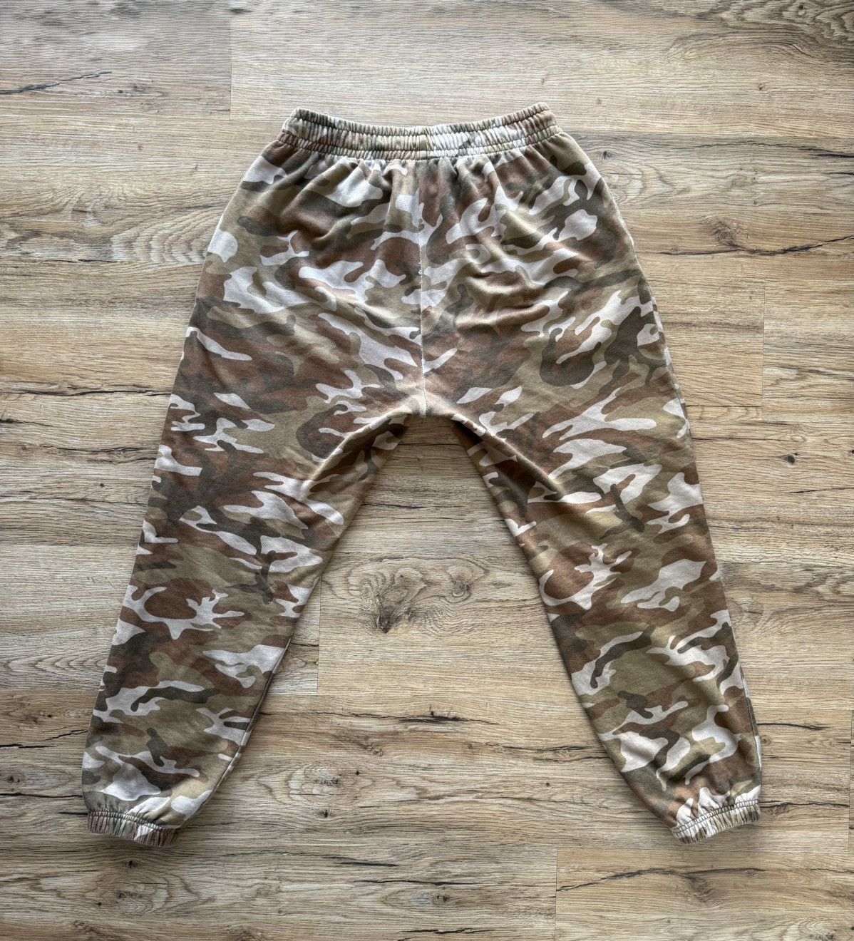 Celine CELINE Mini Logo Camo Sweatpants Size US 32 / EU 48 - 2 Thumbnail