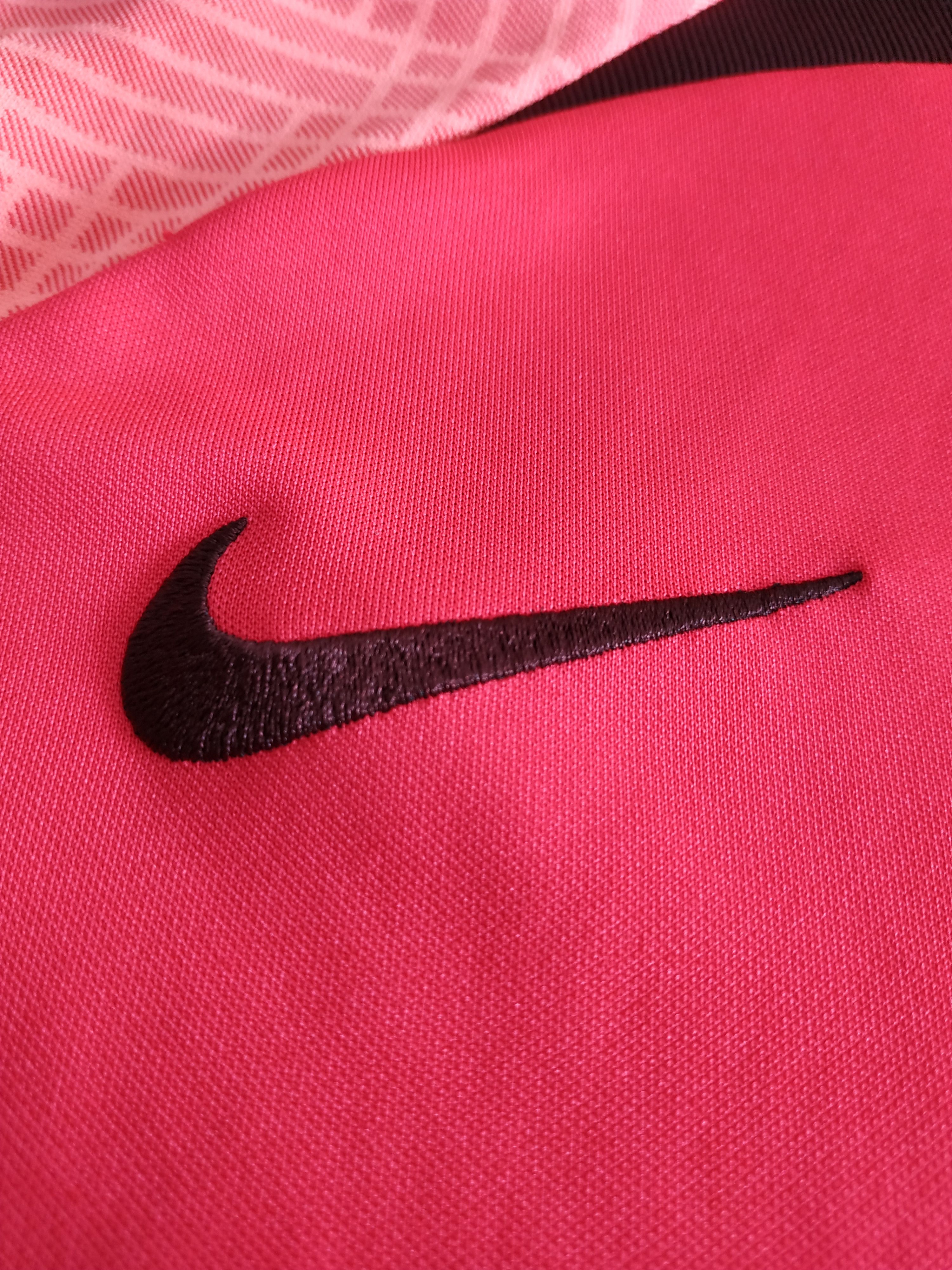 Nike Nike FC Liverpool Dri-Fit Men's 2022 Jersey, s. MEDIUM Size US M / EU 48-50 / 2 - 8 Thumbnail