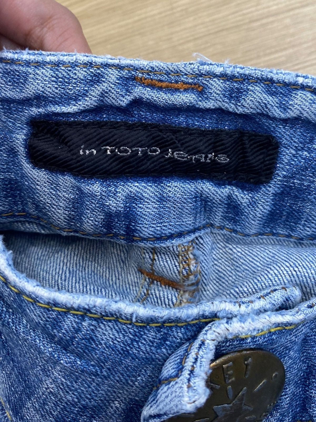 Other Japanese Brand Faded Wash Buckle Back Style Loose Jeans Size US 28 / EU 44 - 14 Thumbnail