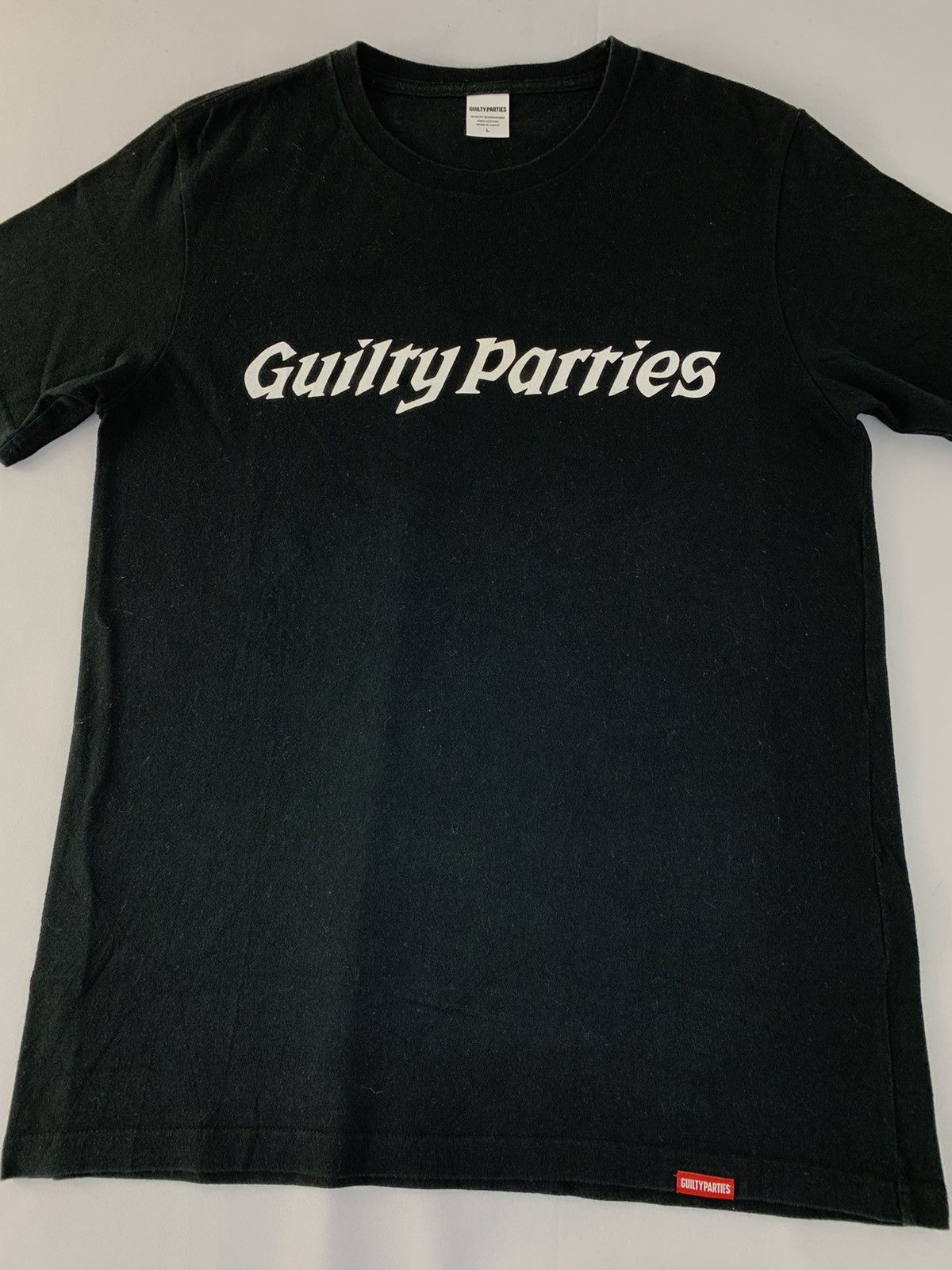 Japanese Brand Hype Guilty Parties Spell Out Printed Tee T-shirt Size US M / EU 48-50 / 2 - 2 Thumbnail