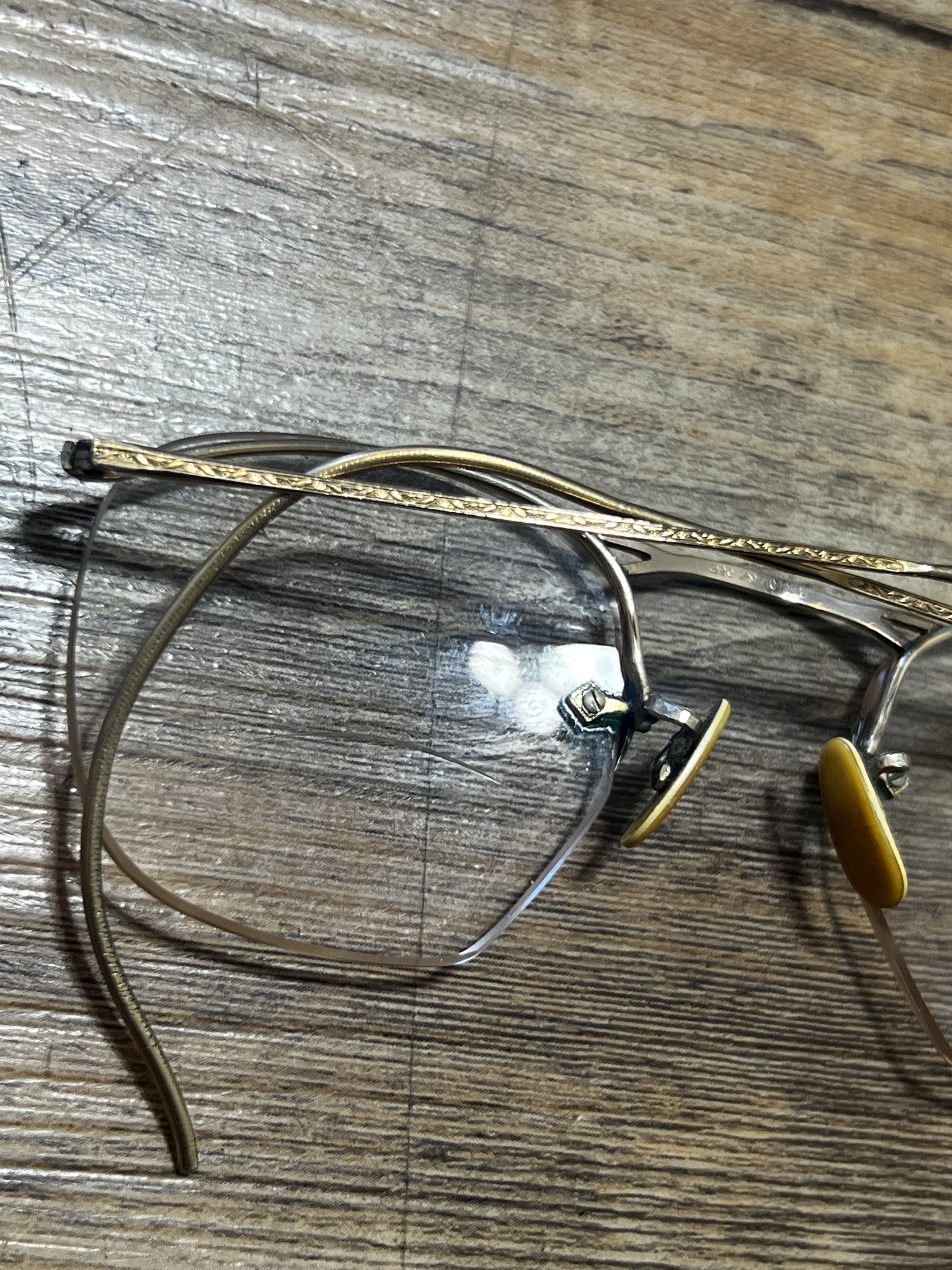 Vintage Vintage American Optical 12K GF Gold Frame Reading Glasses Size ONE SIZE - 8 Thumbnail