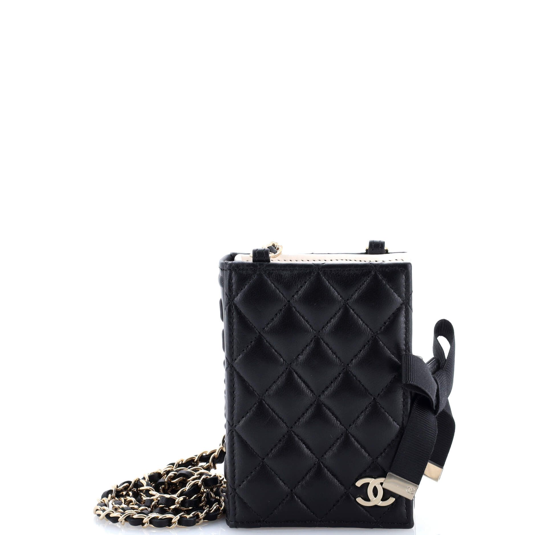 Chanel CC Book Card Holder with Chain Size ONE SIZE - 1 Thumbnail