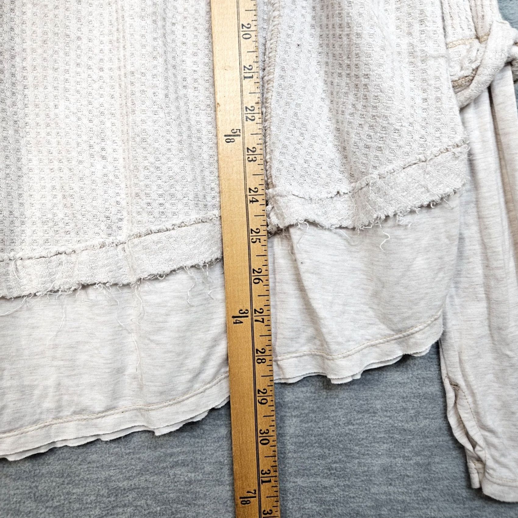 Vintage We The Free Women's Beige Waffle Knit Scoop Neck Long Sleeve Top Size S Size S / US 4 / IT 40 - 5 Thumbnail