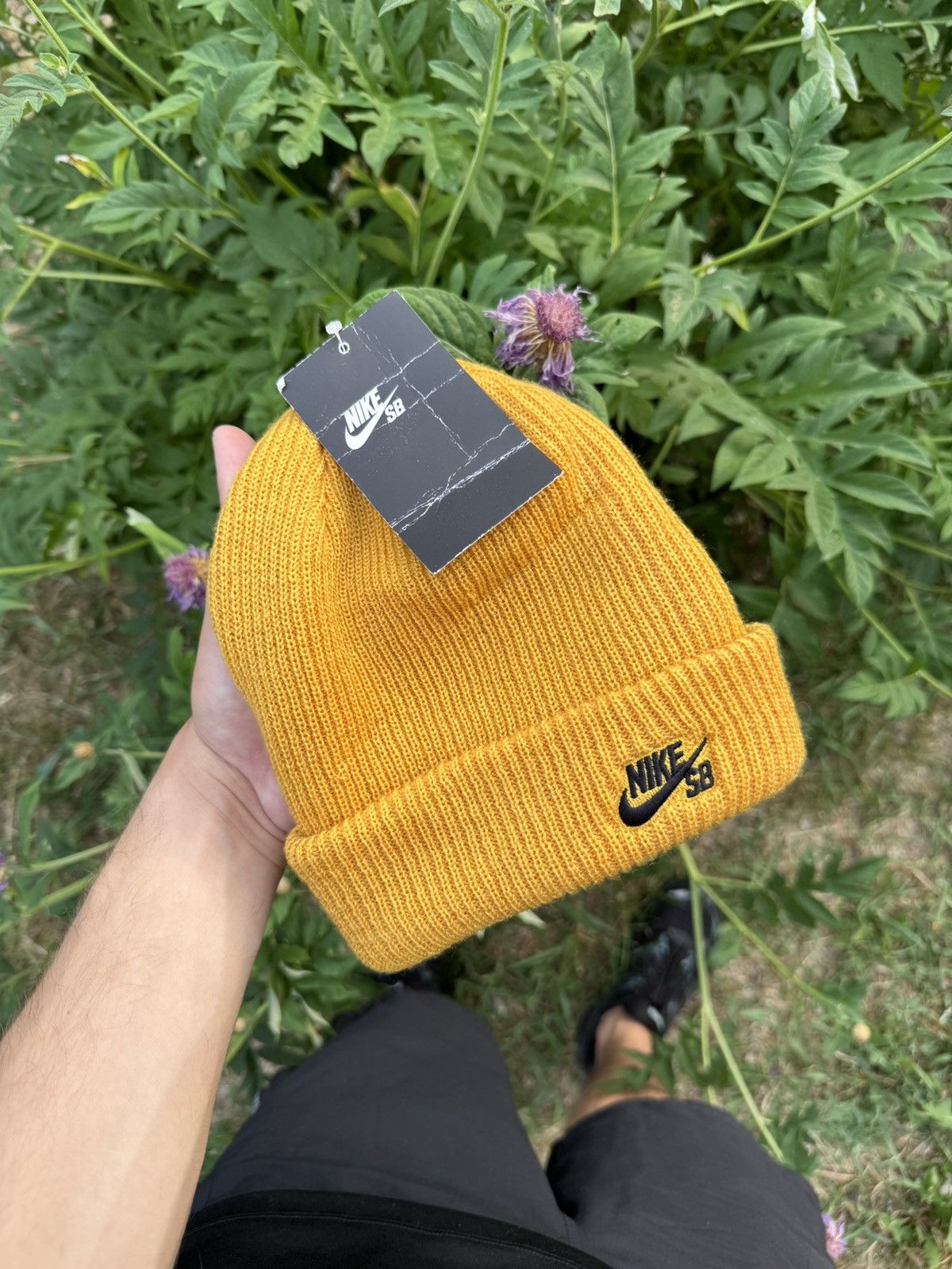 Nike sb fisherman beanie yellow best sale