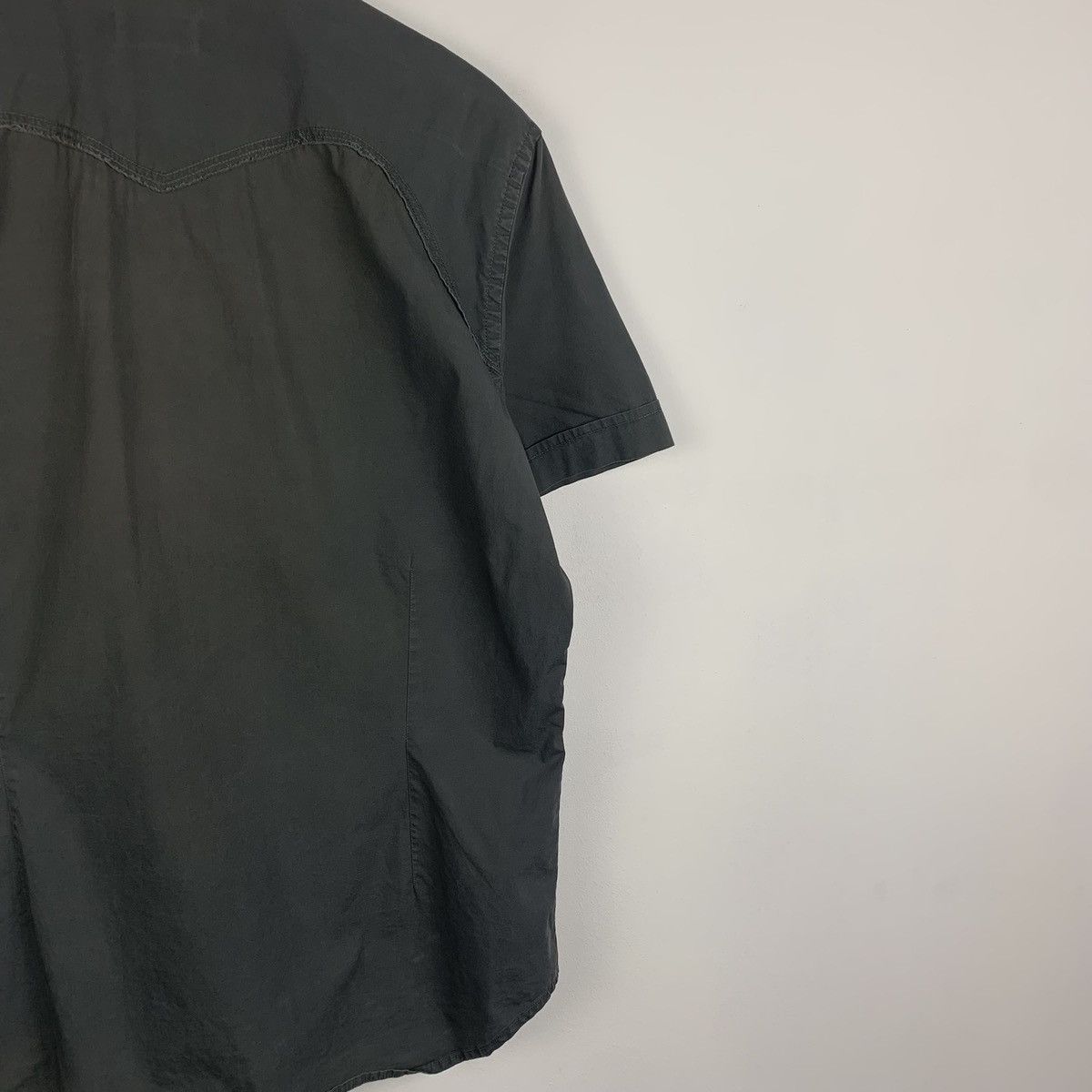 Diesel Vintage Diesel Multipocket Shirt Short Sleeve Size XL Faded Size US XL / EU 56 / 4 - 14 Thumbnail