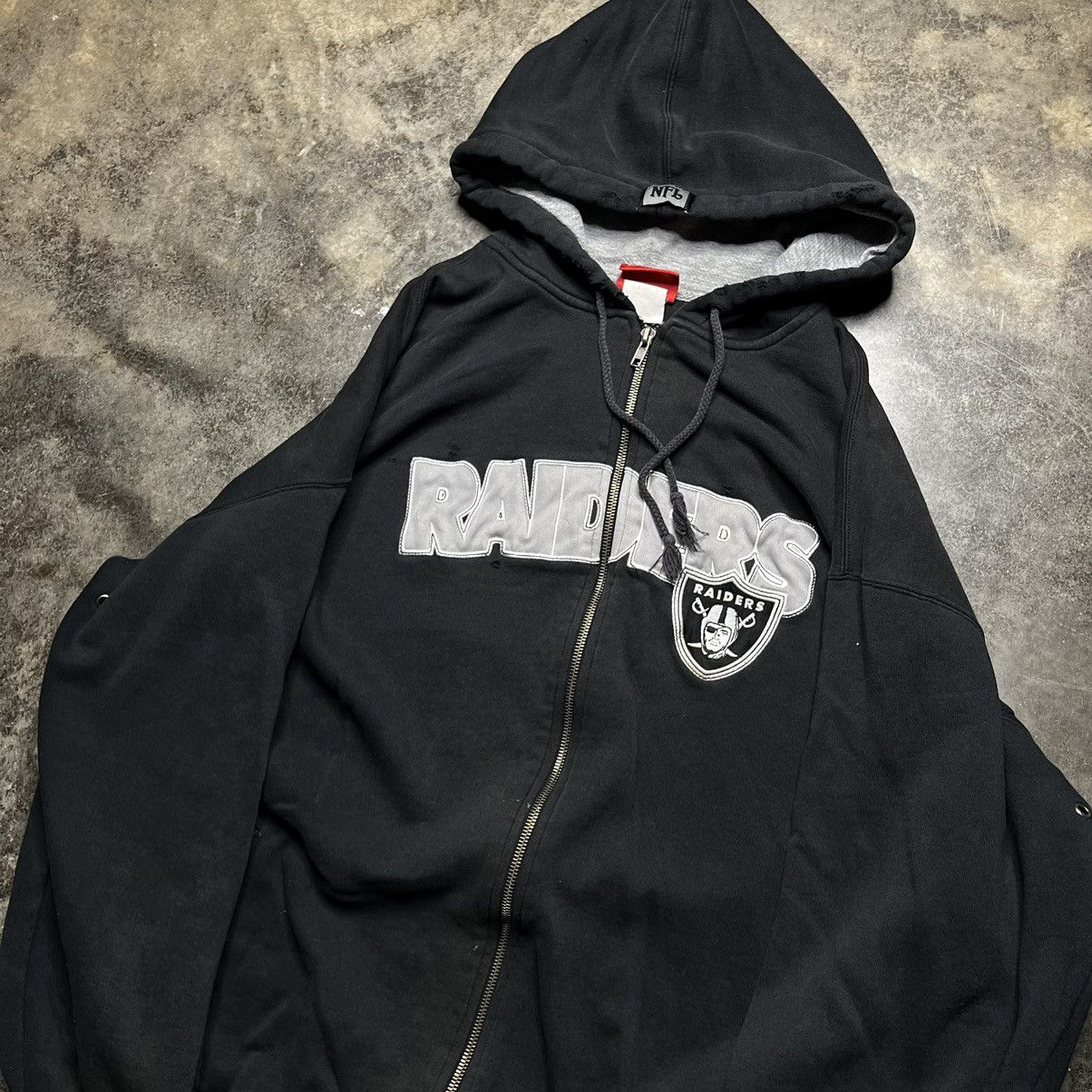 Vintage vintage raiders nfl zip up thrashed hoodie Size US XXL / EU 58 / 5 - 6 Thumbnail