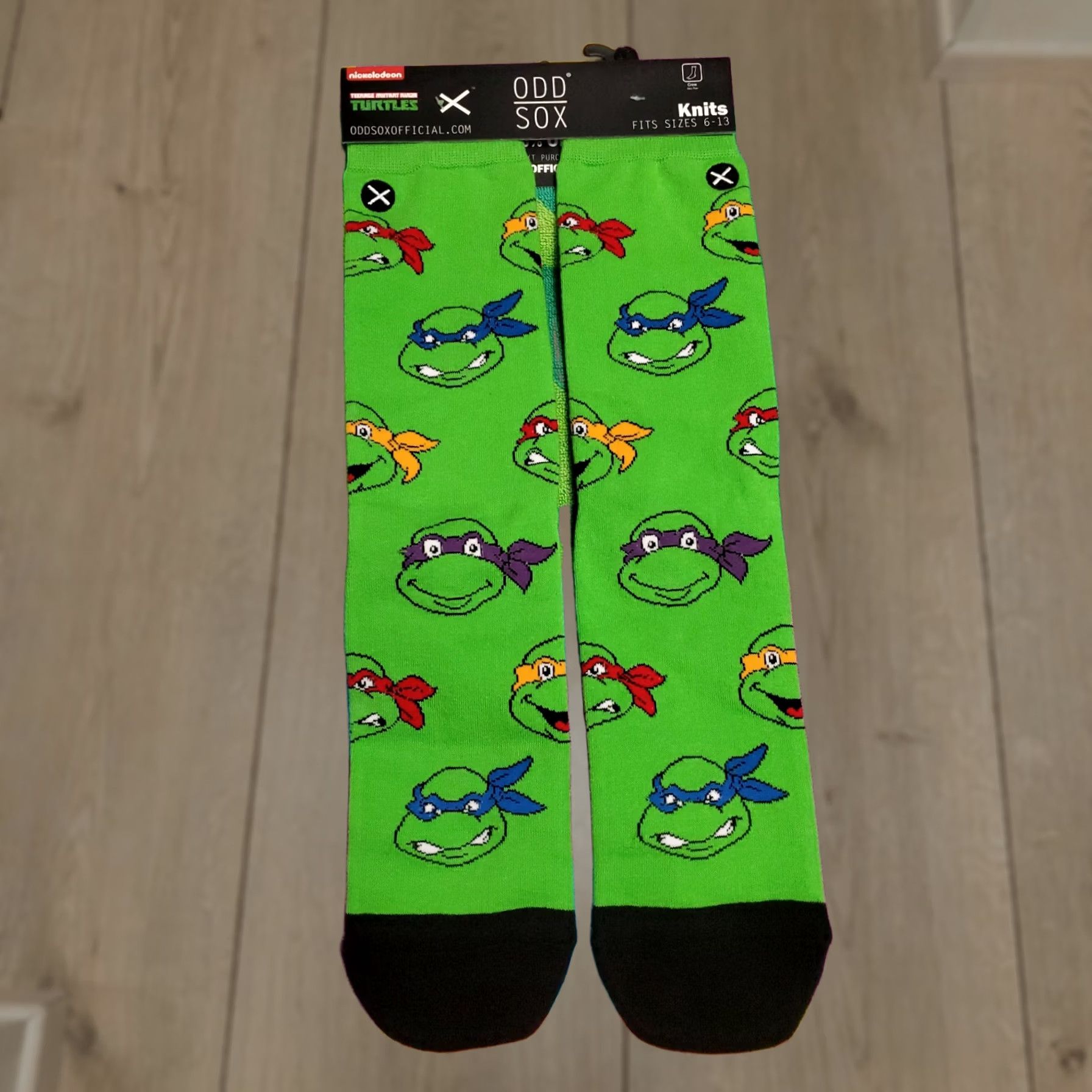 Etro Odd Sox Retro Turtles Teenage Mutant Ninja Turtles Faces Knit Socks 6-13 Crew Unisex Adults Green TMNT Michelangelo Donatello Leonardo Raphael Socks Size ONE SIZE - 1 Thumbnail