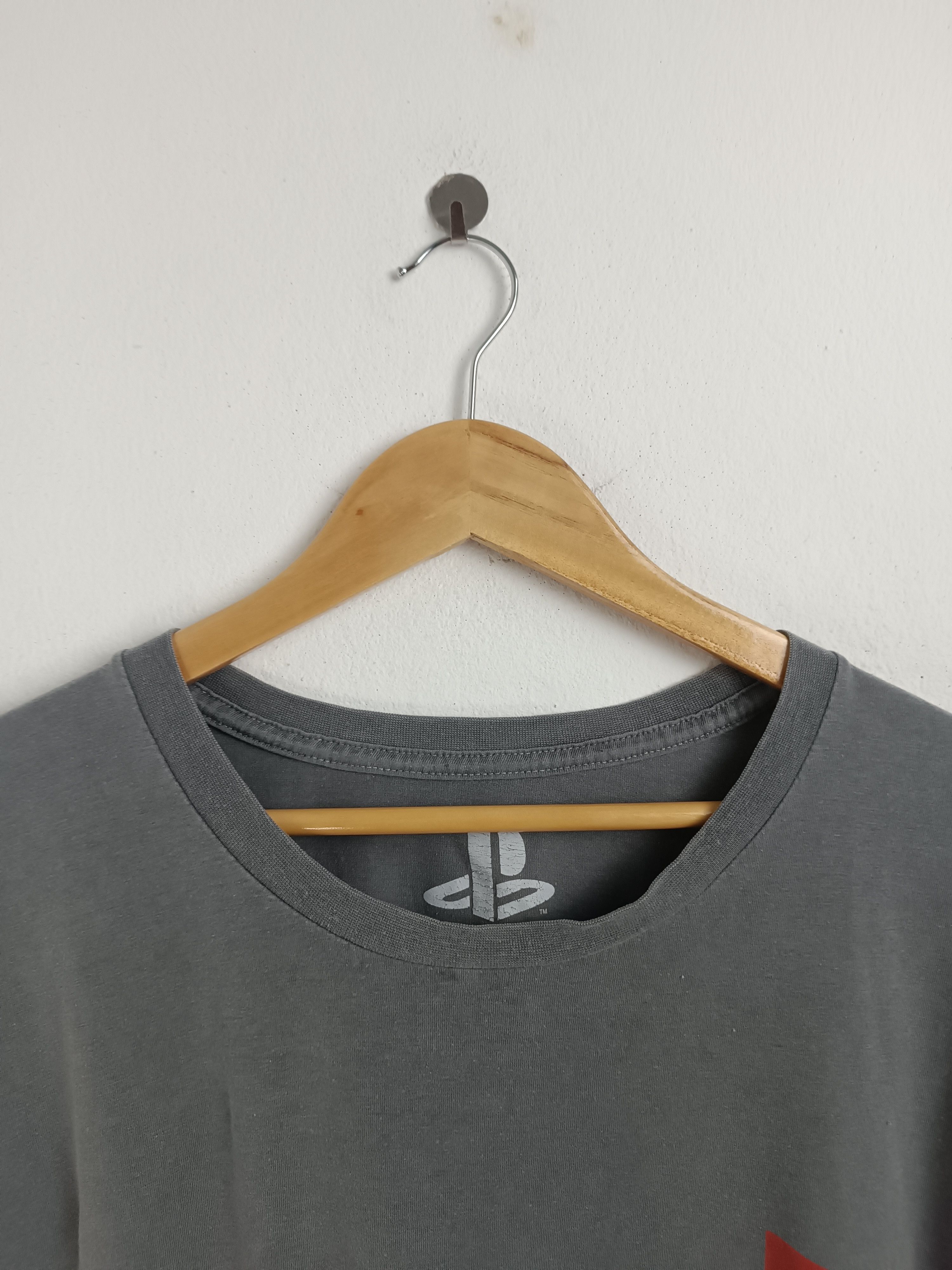 Playstation VINTAGE PLAYSTATION FADED GAMING PS4 PS5 LOGO TEE Size US XL / EU 56 / 4 - 9 Thumbnail
