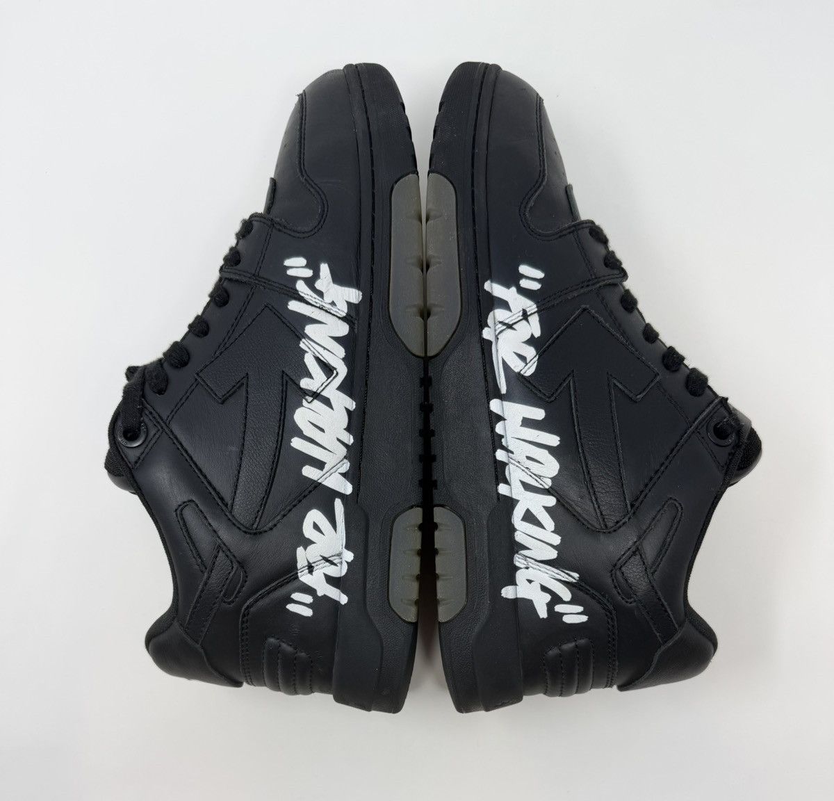 Off-White Off-White Out Of Office “For Walking” Sneaker Black/White Size US 10 / EU 43 - 3 Thumbnail