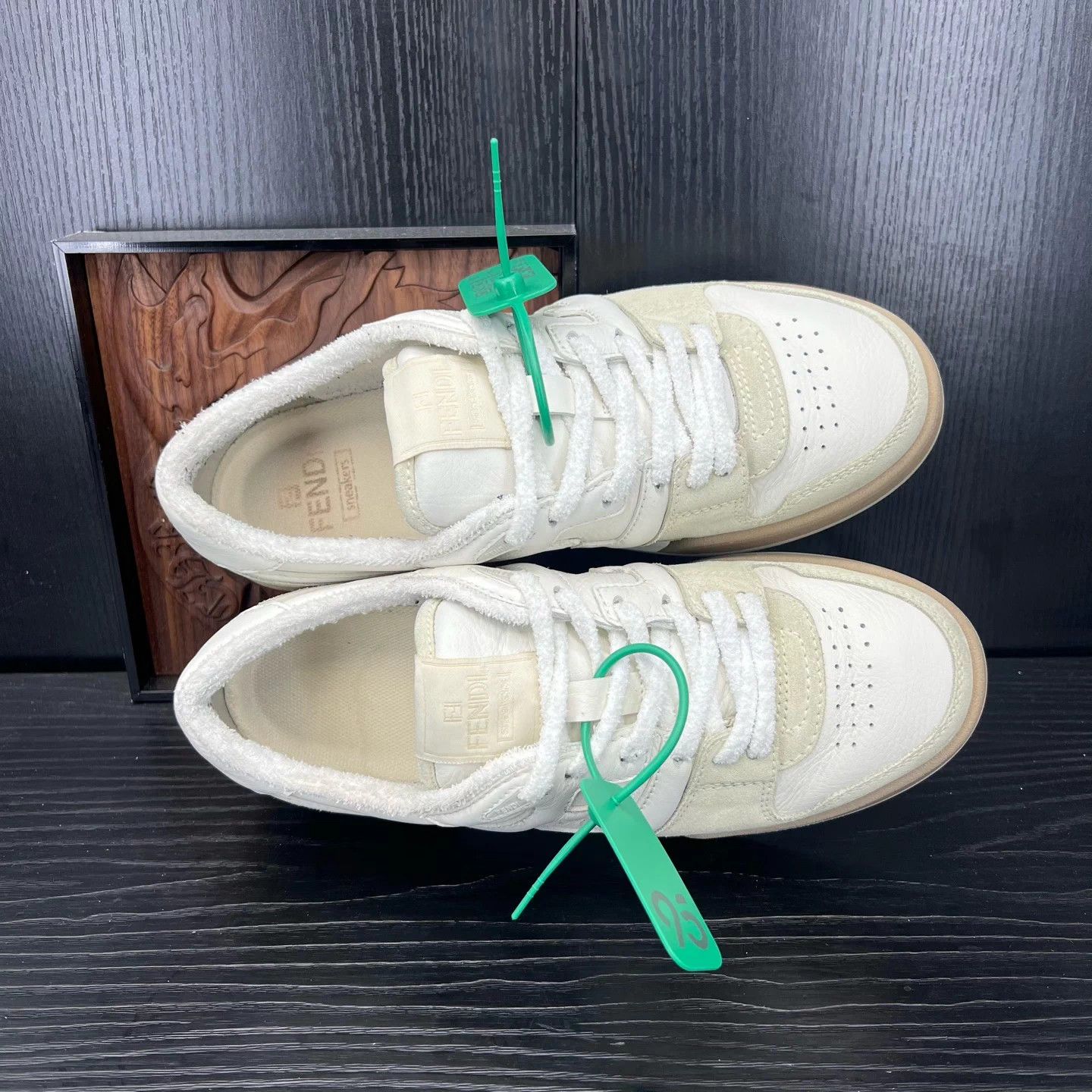 Fendi Fendi Match White Gray US7/41EU Size US 7.5 / EU 40-41 - 6 Thumbnail