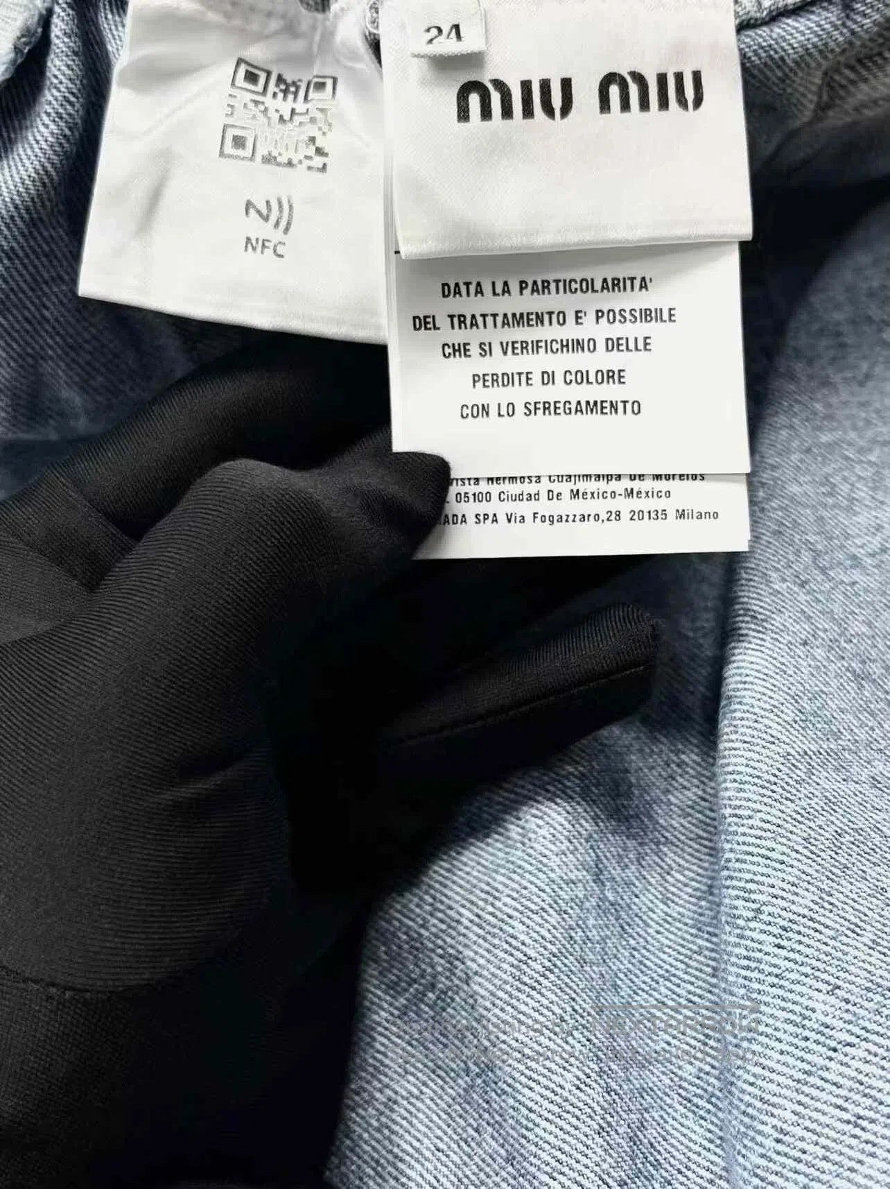 Miu Miu Miu Miu Slogan Logo Budding Jeans. Size 24" / US 00 / IT 34 - 5 Thumbnail
