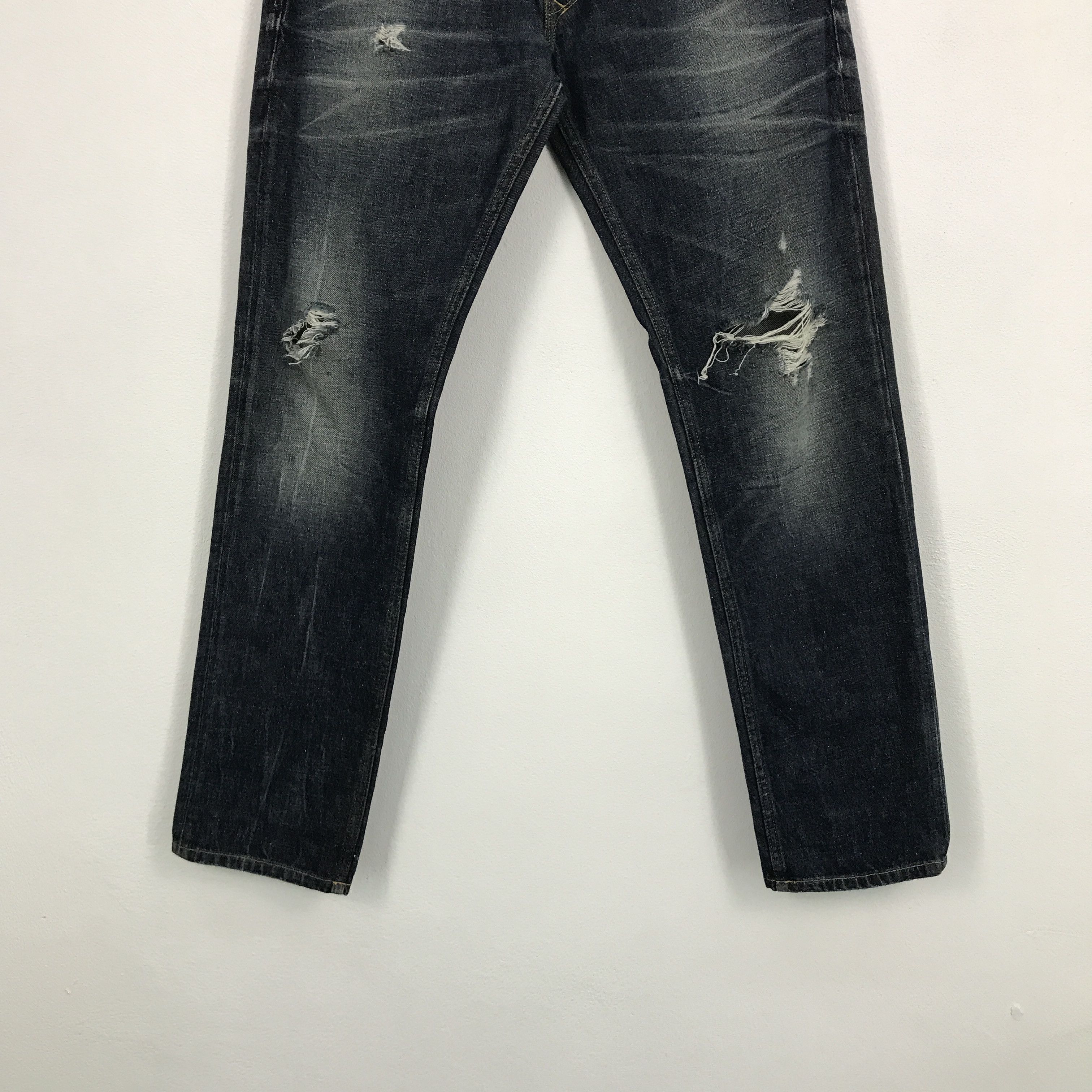 Tommy Hilfiger Denim tommy hilfiger distressed jean pants Size US 32 / EU 48 - 3 Thumbnail