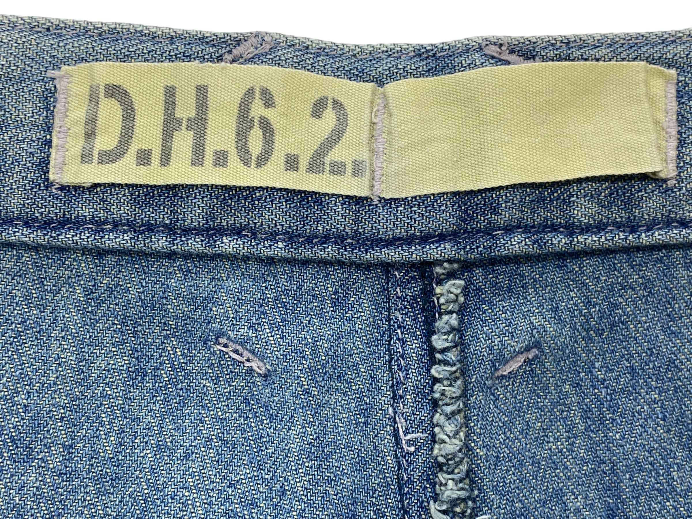 Japanese Brand DH62 Baggy Jeans Light Wash Jeans Size US 33 - 10 Thumbnail