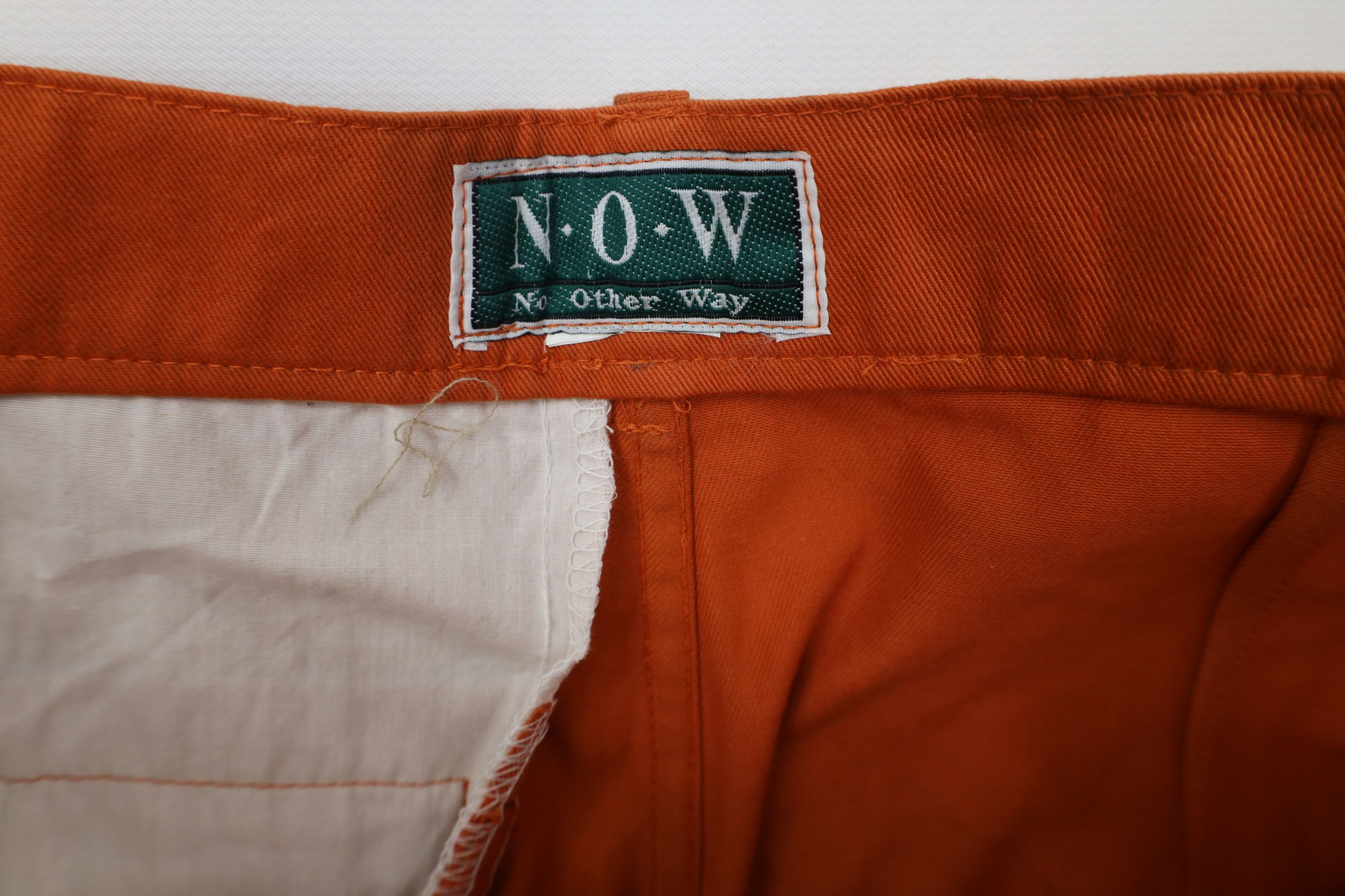 Vintage Deadstock Vintage 90s Streetwear Pleated Chino Shorts Orange Size US 28 / EU 44 - 8 Thumbnail