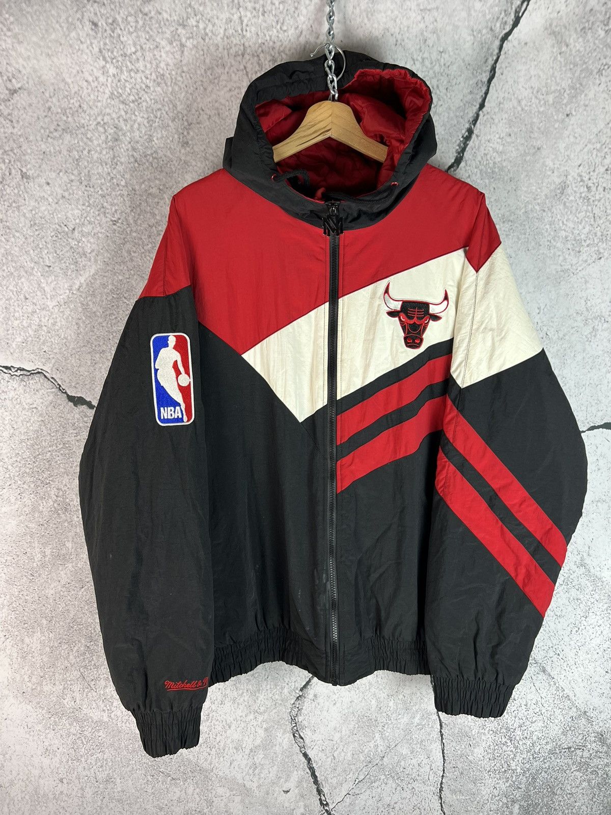 image of Vintage 90's Mitchell & Ness Chicago Bulls Jacket in Red, Men's (Size XL)