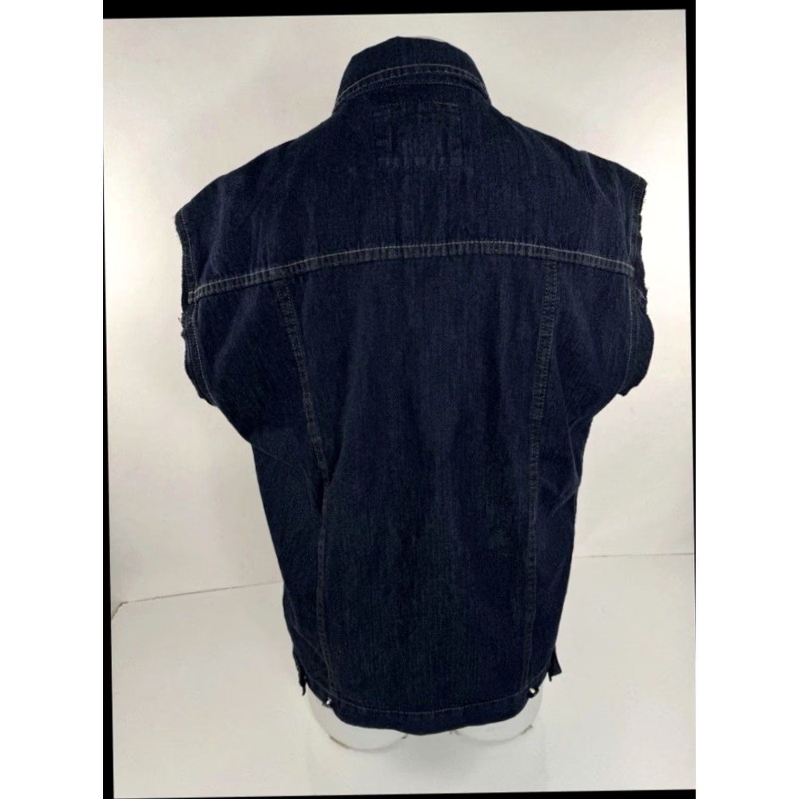 Denime GIRBAUD Denim Trucker Vest L Men Blue Vintage Mens Vest 90s Style Jeans Jacket No Sleeves Size US L / EU 52-54 / 3 - 5 Thumbnail