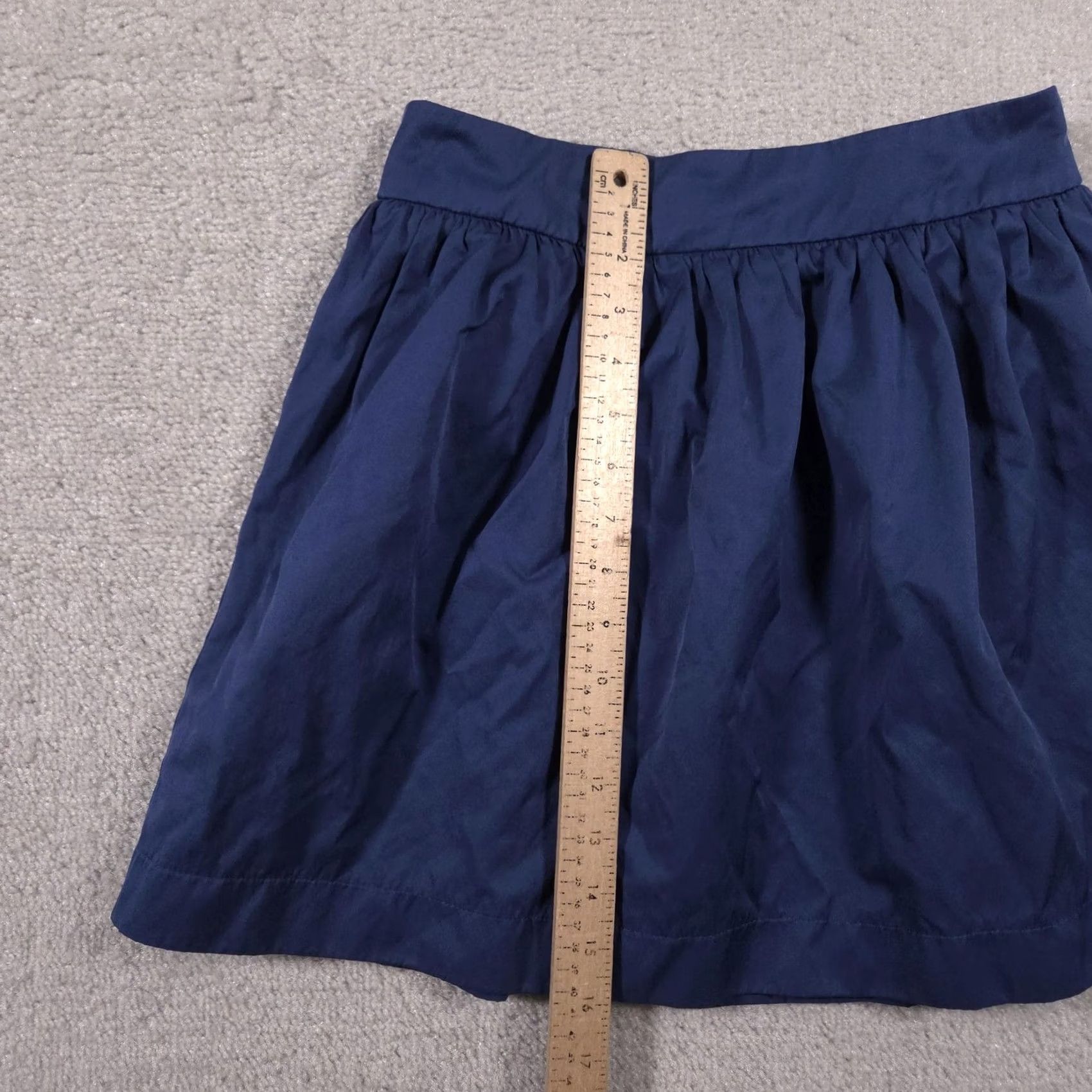 Zara VINTAGE Zara Woman Skirt Womens Small Navy Blue A-Line Pleated Back Zip Mini Casual Size 28" / US 6 / IT 42 - 5 Thumbnail