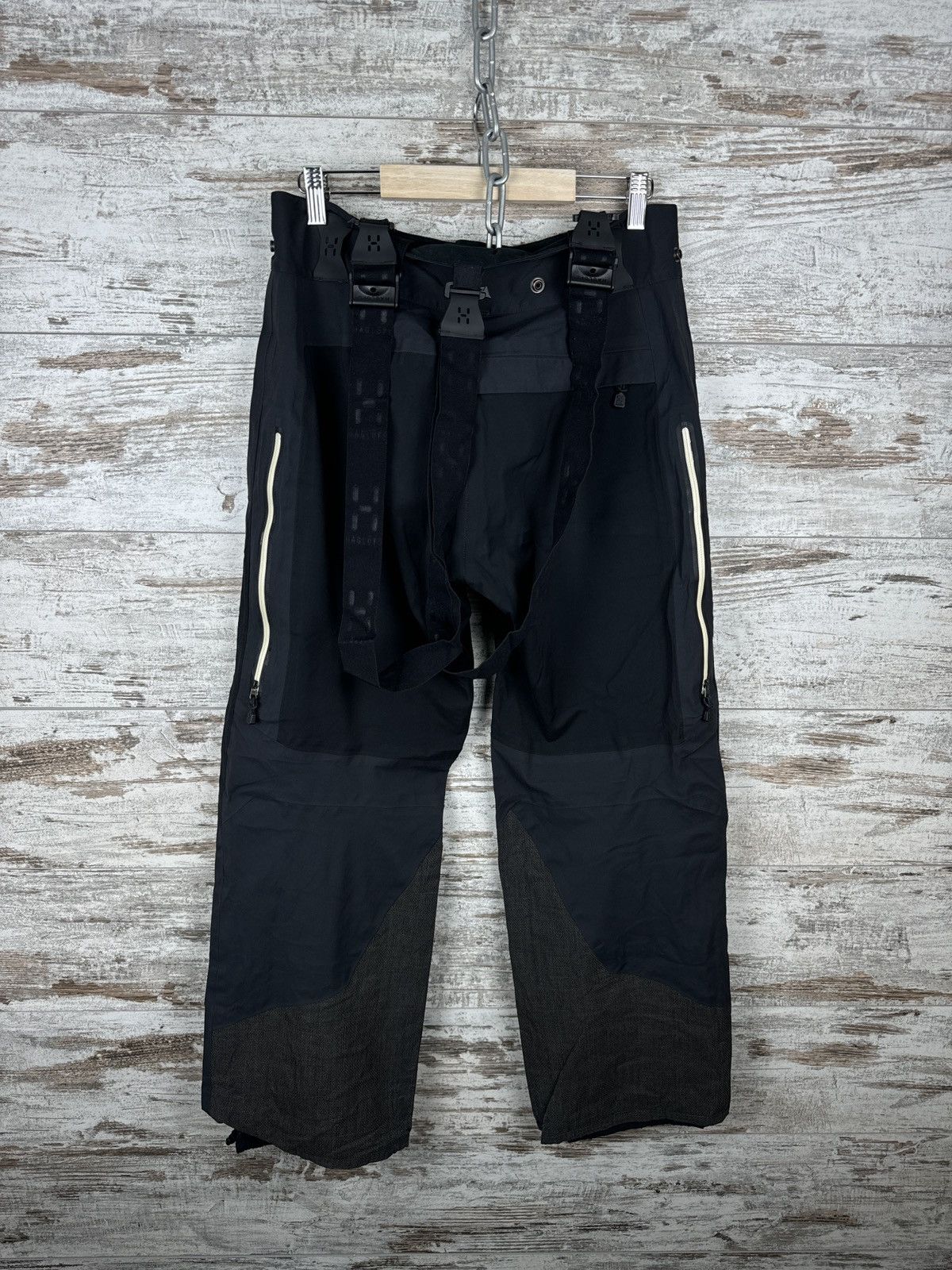 Goretex × Haglofs Mens Vintage Haglofs Gore-Tex ski pants recco black Size US 30 / EU 46 - 17 Thumbnail