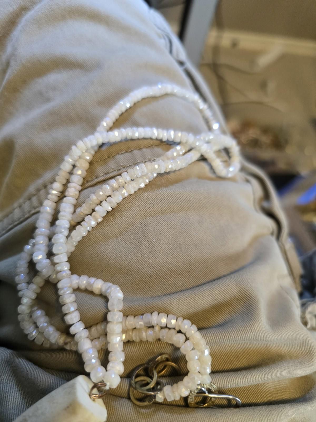 Fashion Victim Faceted Cream Bead Necklace w/ Blue Flash, Jadeite, Feldspar Size ONE SIZE - 5 Thumbnail