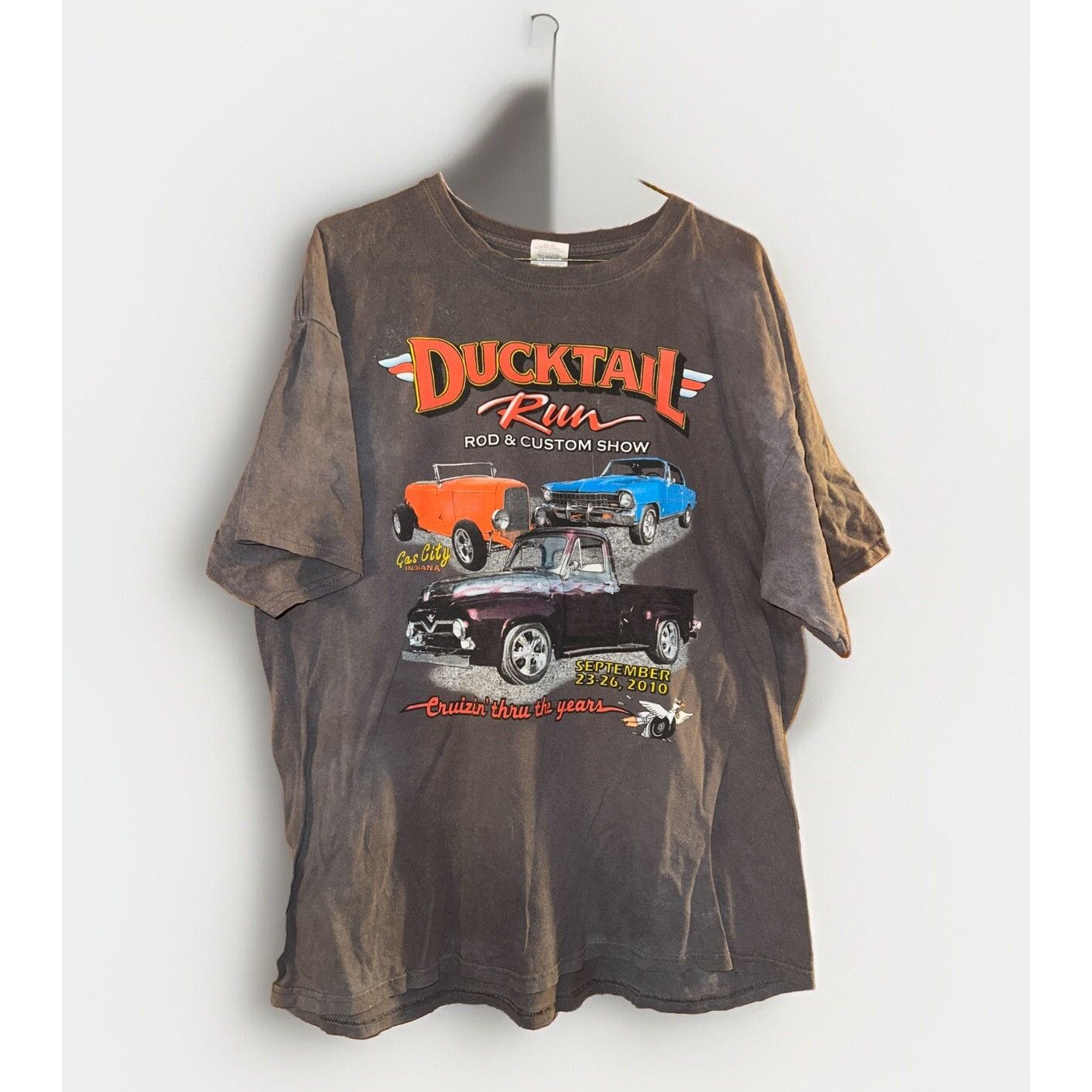 Other Ducktail Run T-Shirt 2010 Cruzin Thru The Year Size US XL / EU 56 / 4 - 1 Thumbnail