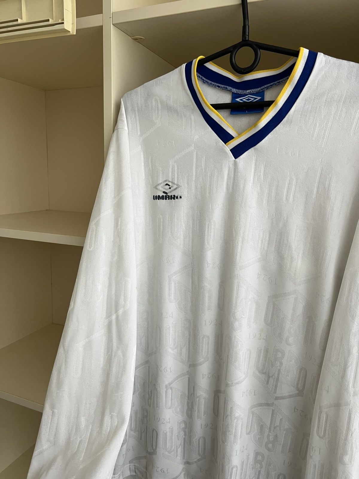 Umbro Vintage 90s Umbro Jersey Football Long Sleeve Soccer Size L Size US L / EU 52-54 / 3 - 9 Thumbnail