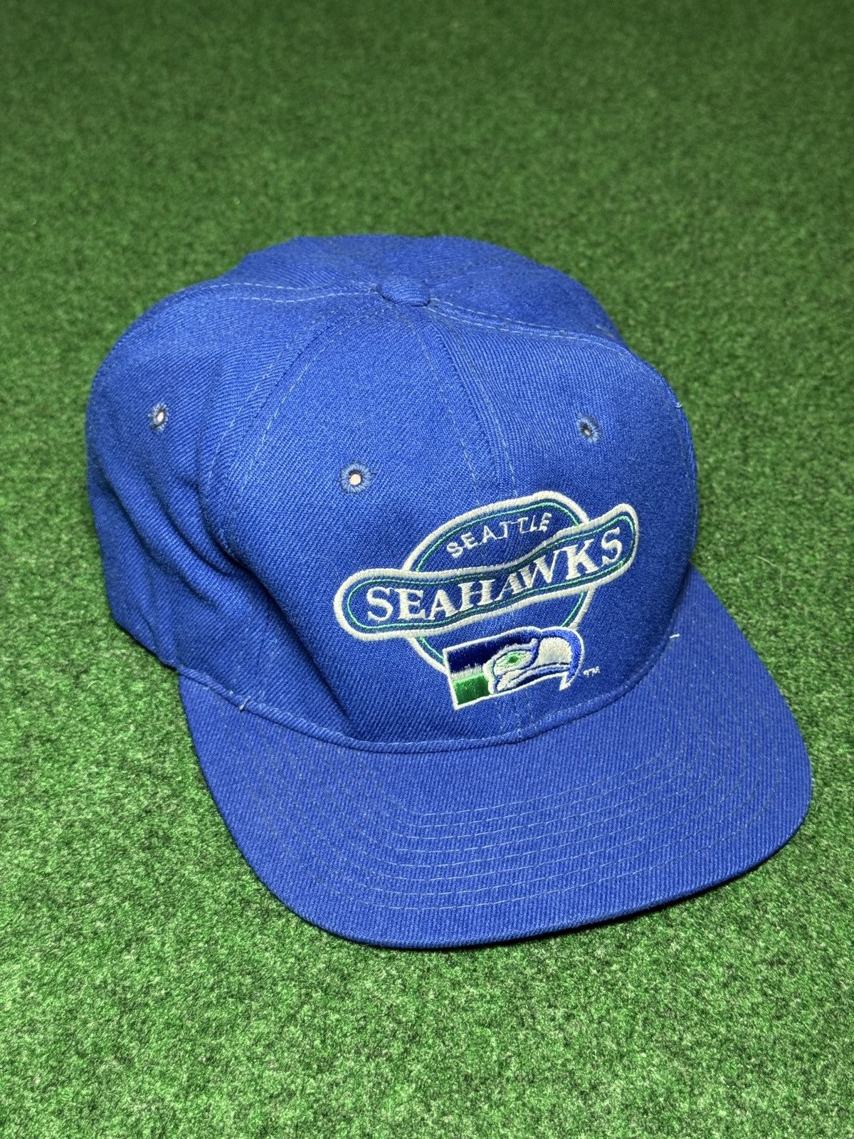 Sports Specialties Vintage 80s Seattle Seahawks Script SnapBack Hat Cap Size ONE SIZE - 1 Thumbnail