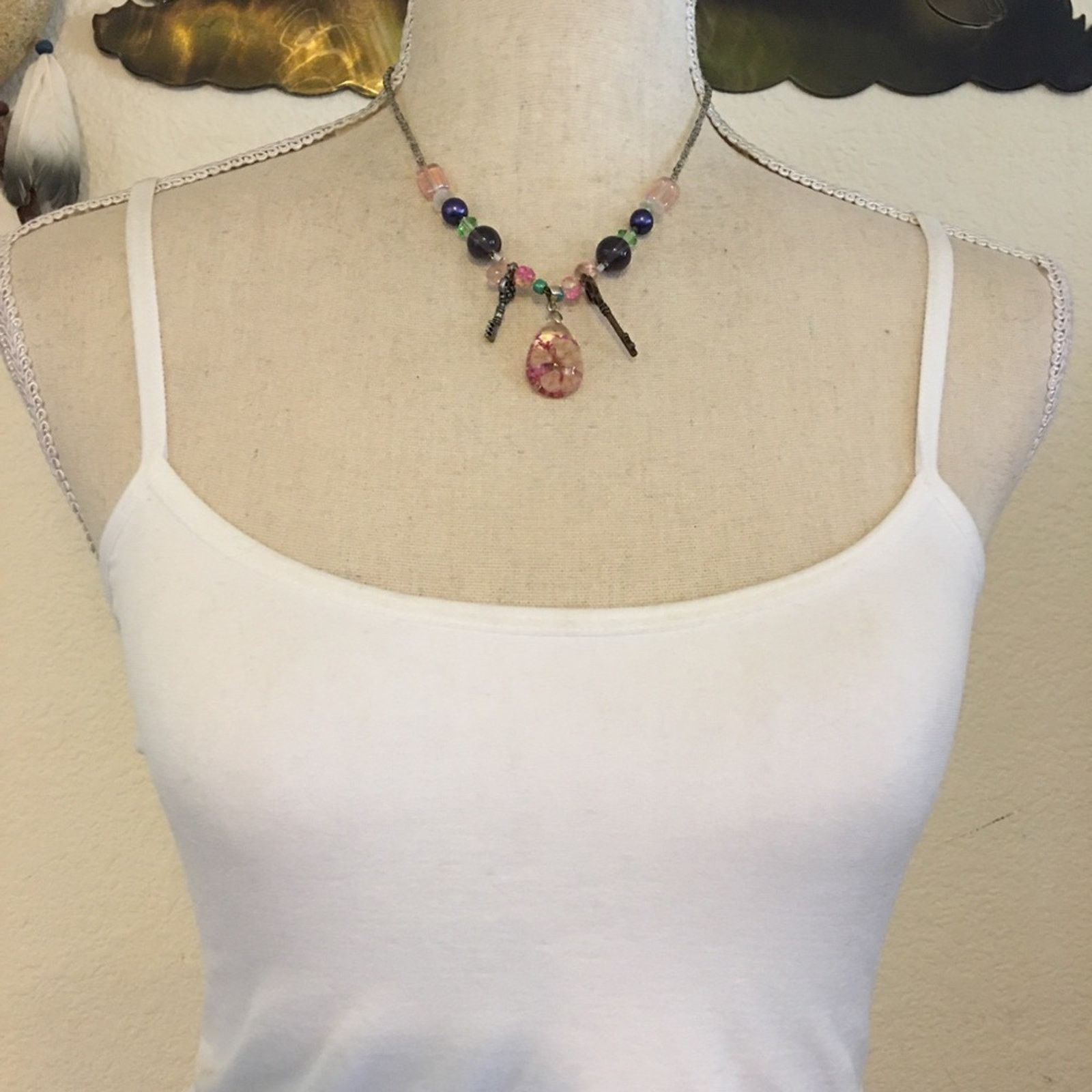 Jewelry Handmade dried floral resin beaded necklace Size ONE SIZE - 3 Thumbnail