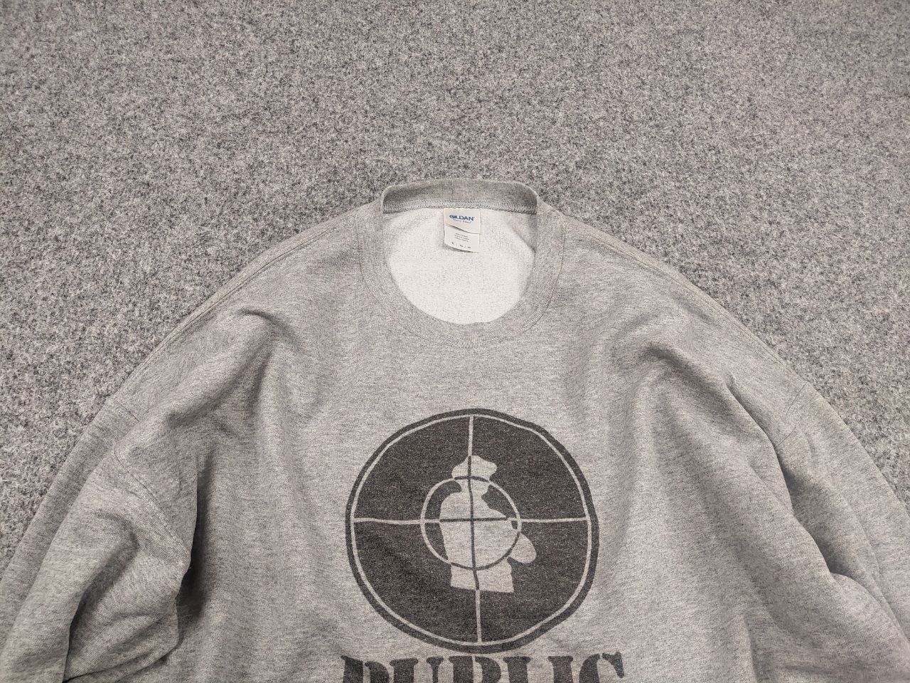 Public Enemy Vintage Public Enemy Target Logo Gray Crew chek Sweatshirt Size US XL / EU 56 / 4 - 1 Thumbnail