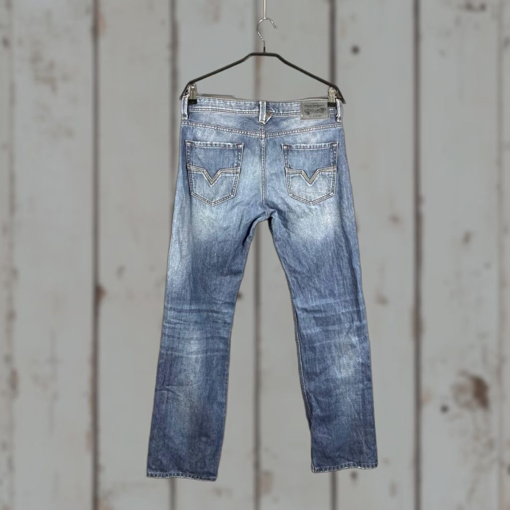 Diesel Diesel Industry Mens Jeans Blue Size 30 Cotton Denim Straight Leg Regular 5-Pocket Pattern Solid Vintage No Size US 30 / EU 46 - 1 Thumbnail