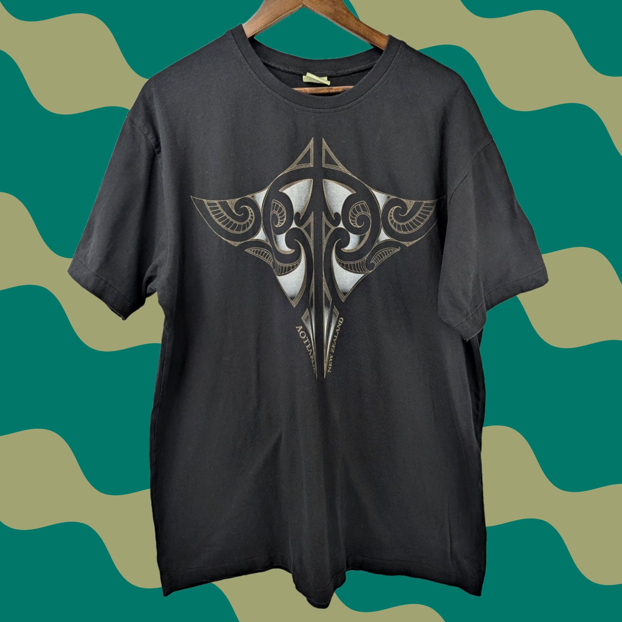 Vintage VINTAGE Clean Green T-Shirt Men 2XL Cotton Black Short Sleeve Crew Neck Embroidered Aotearoa New Zealand Tribal Single Stitch Size US XXL / EU 58 / 5 - 1 Thumbnail