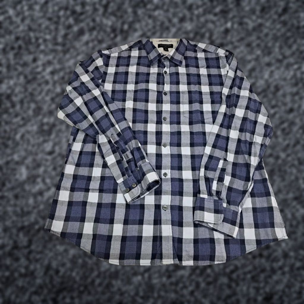 Banana Republic Banana Republic Shirt Slim Fit Button-Up XL Blue Plaid Flannel Cotton Long Sleeve Button-Front Casual Workwear Travel Mens Size US XL / EU 56 / 4 - 1 Thumbnail