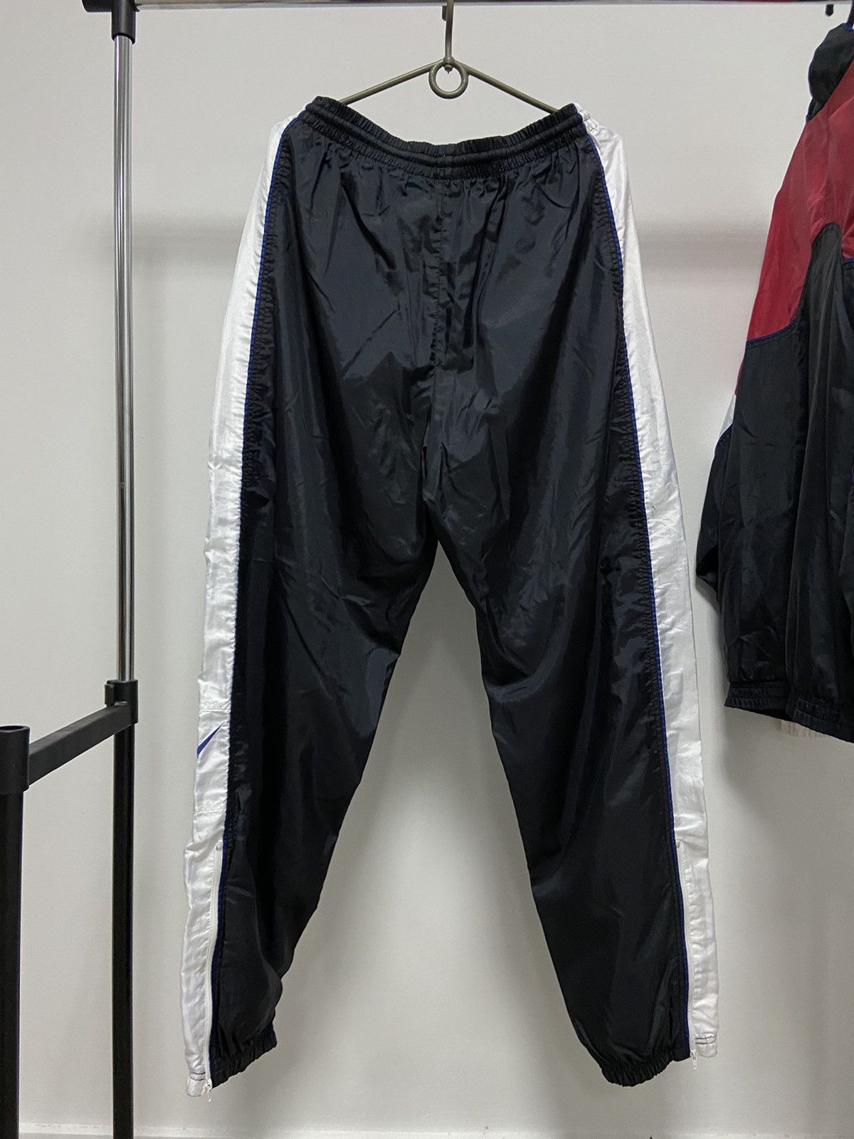 Nike × Vintage Nike Sweat Suit Vintage 90s Big Logo Pants Sweatshirt Nylon Size US L / EU 52-54 / 3 - 9 Thumbnail